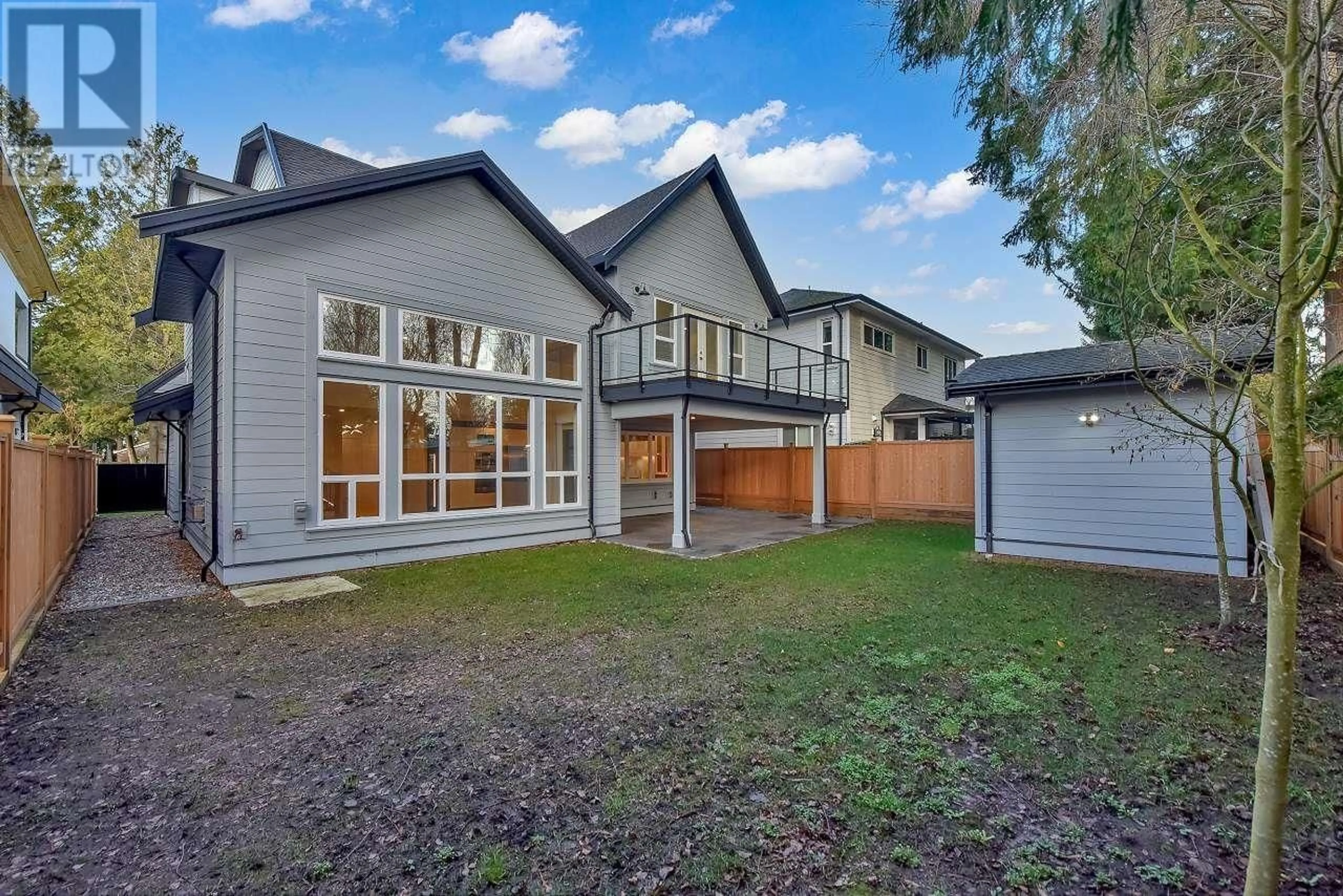 A pic from outside/outdoor area/front of a property/back of a property/a pic from drone, street for 5712 16A AVENUE, Delta British Columbia V4L1H9