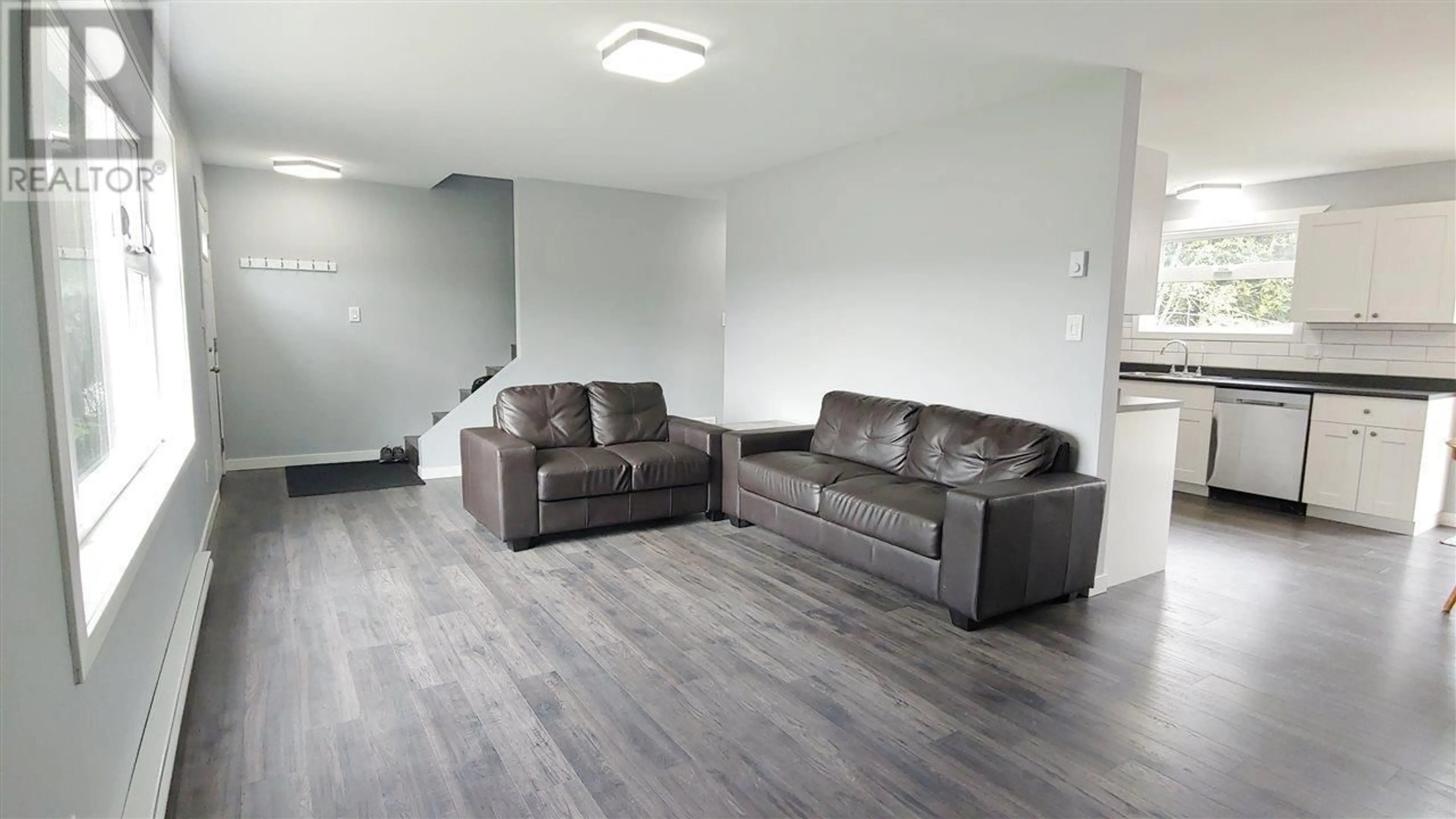 Living room with furniture, unknown for 135 BAXTER AVENUE, Kitimat British Columbia V8C2P2