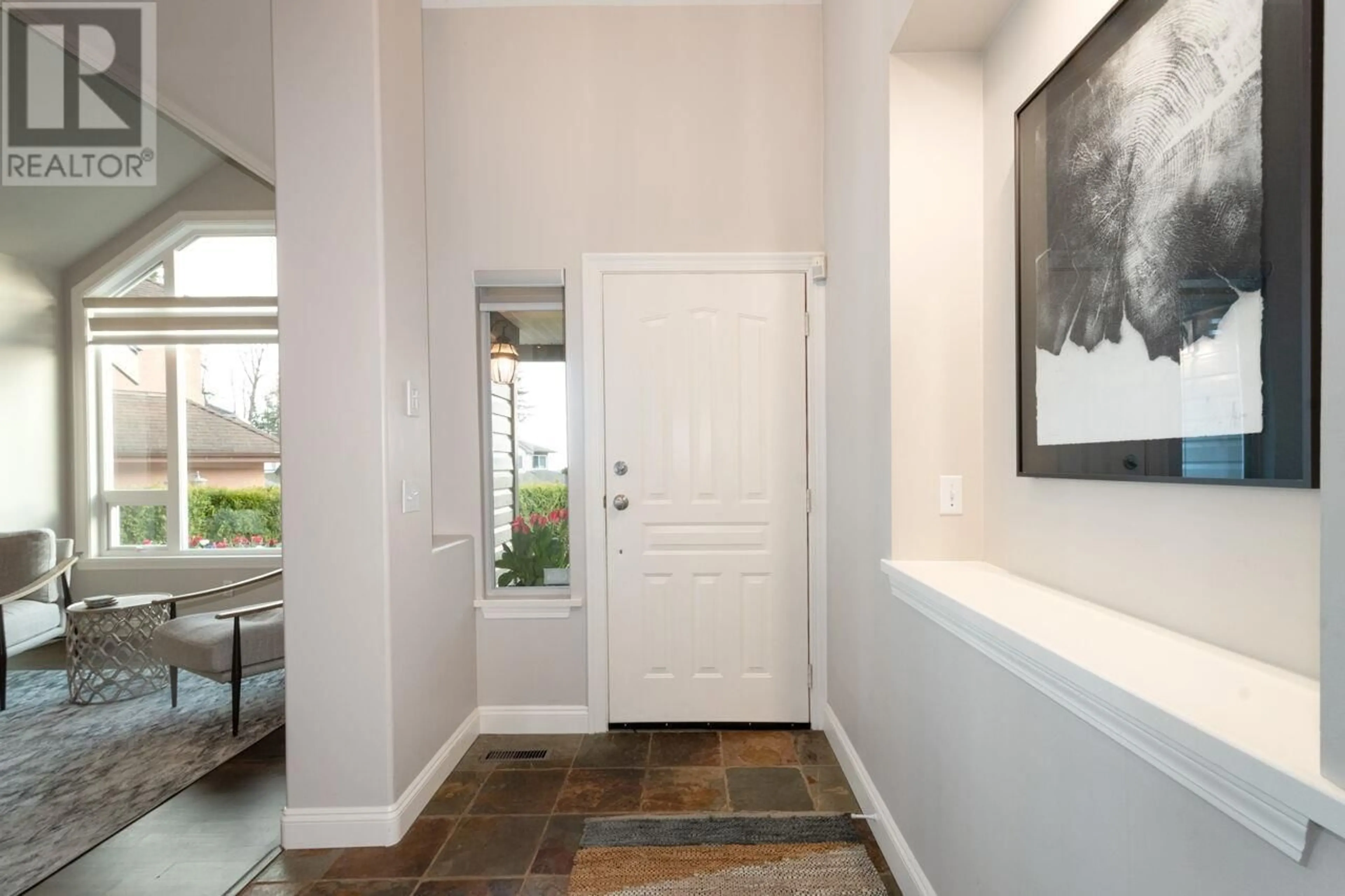 Indoor entryway for 2823 THIMBLEBERRY COURT, Coquitlam British Columbia V3E2T3