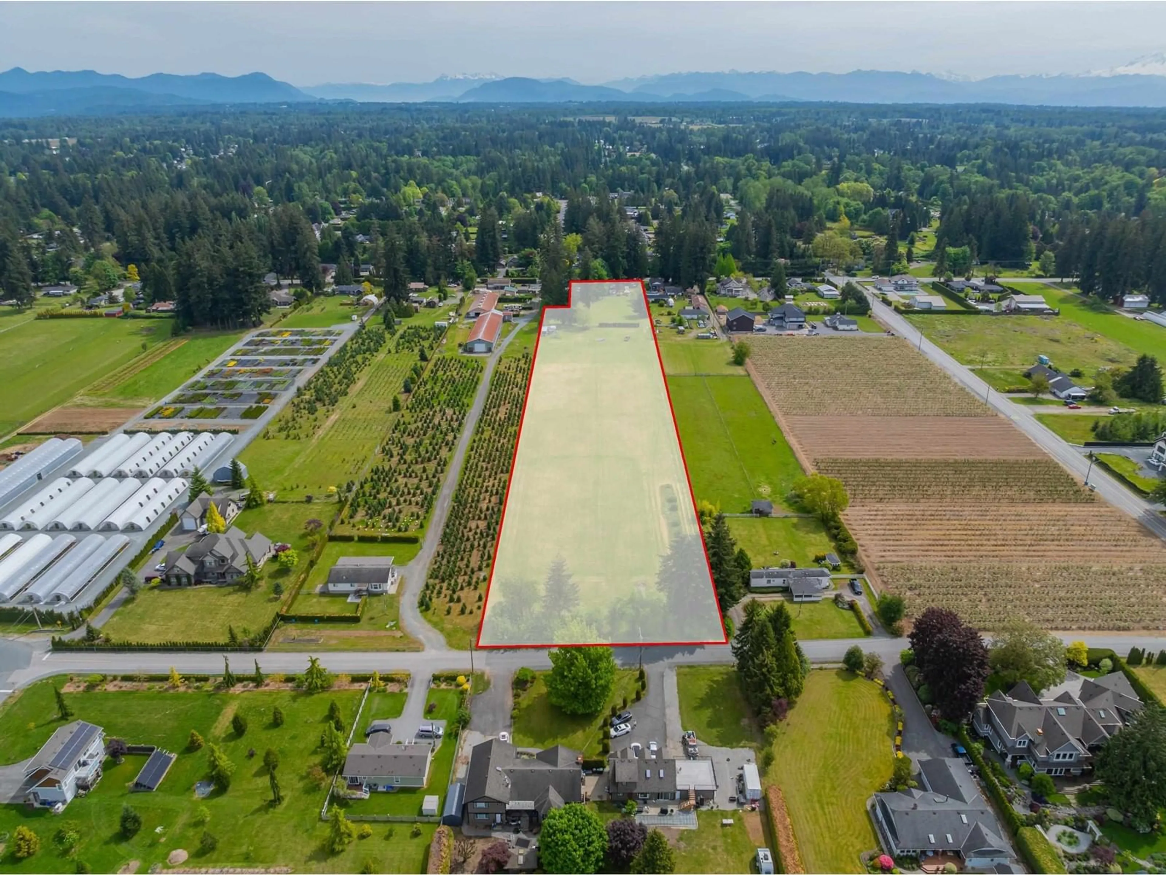 A pic from outside/outdoor area/front of a property/back of a property/a pic from drone, mountain view for 5281 240, Langley British Columbia V2Z2N3