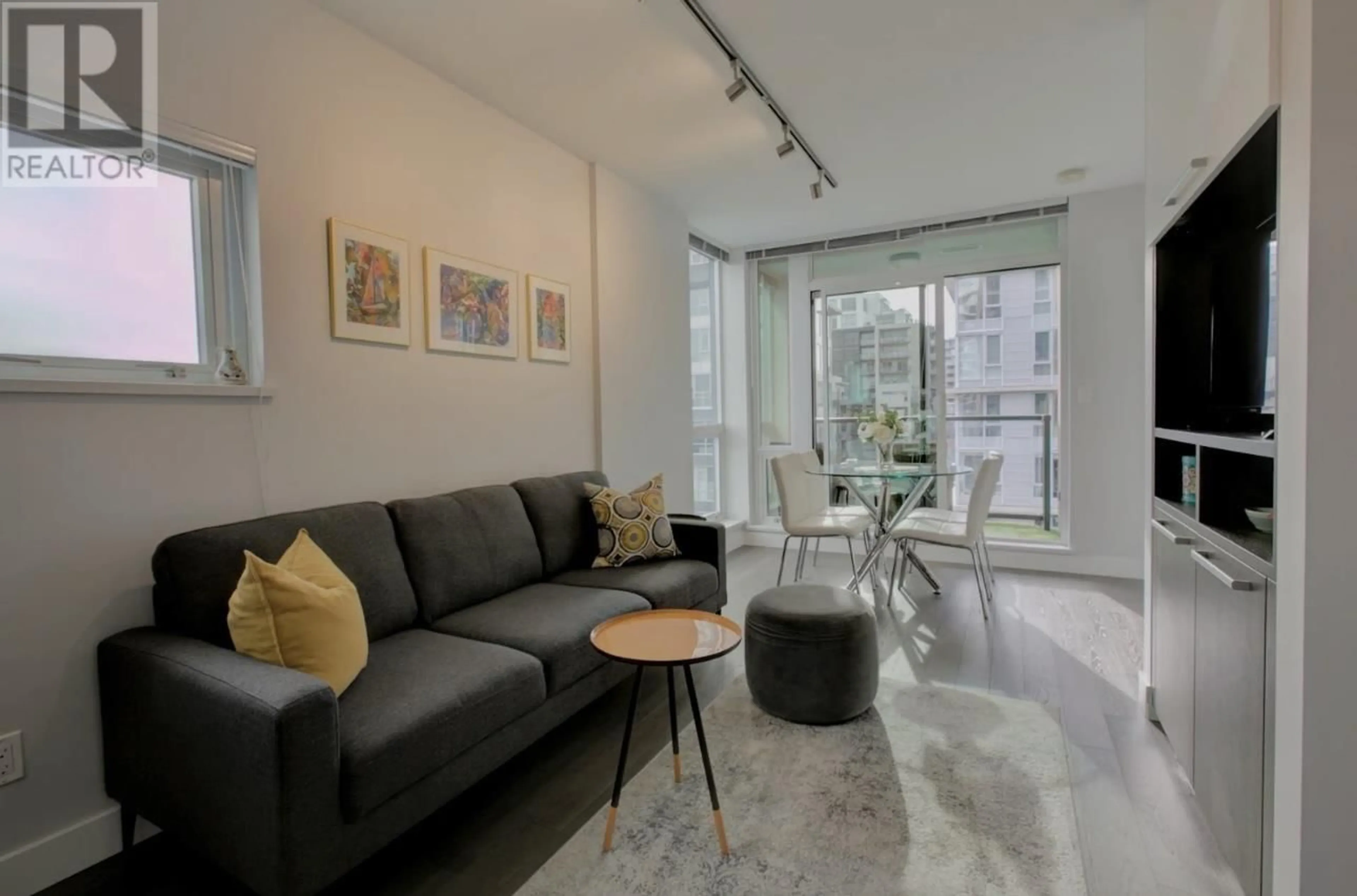 Living room with furniture, unknown for 610 - 288 1ST AVENUE, Vancouver British Columbia V5Y0E9