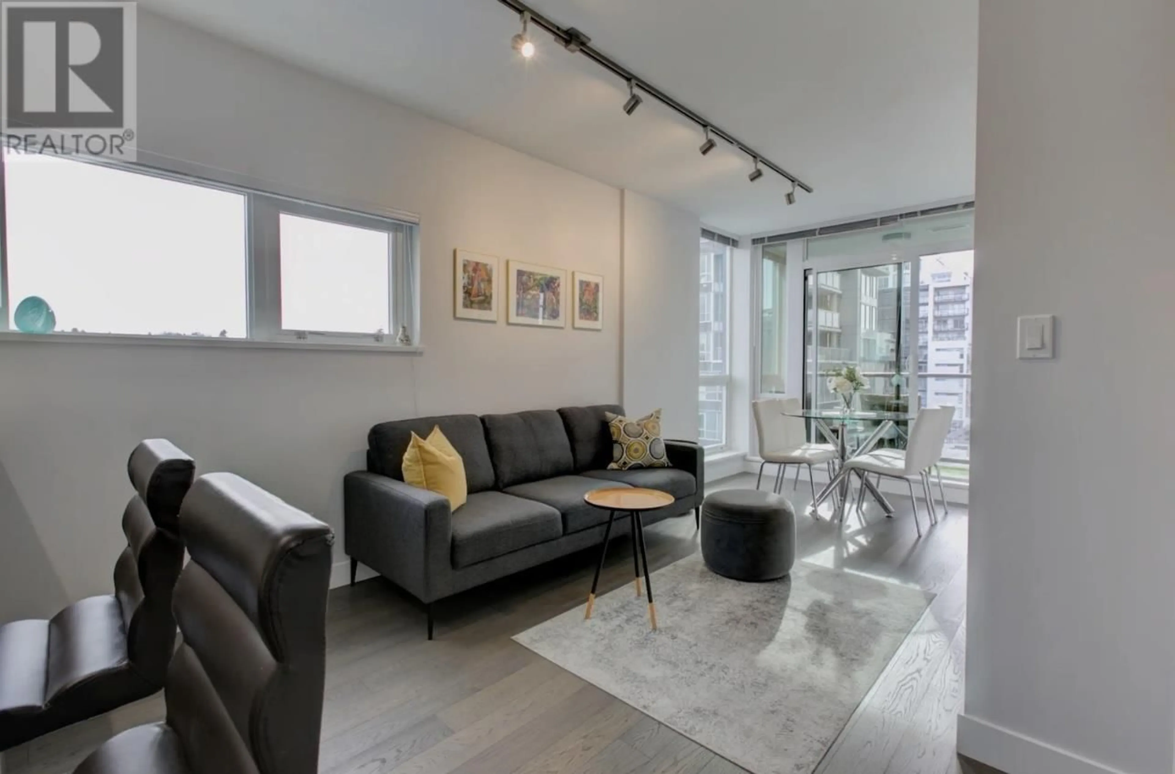 Living room with furniture, unknown for 610 - 288 1ST AVENUE, Vancouver British Columbia V5Y0E9