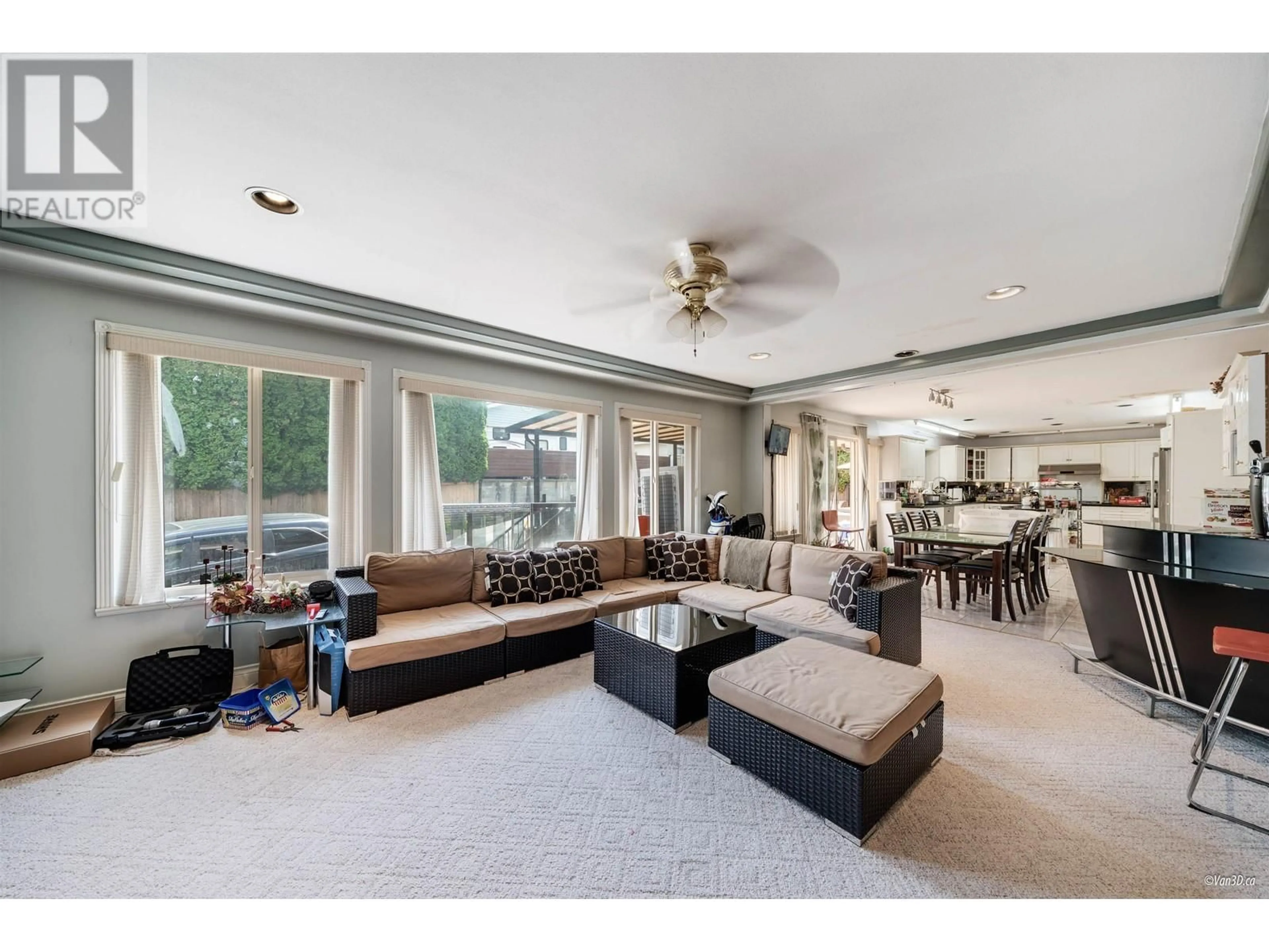 Living room with furniture, unknown for 6728 MASON COURT, Burnaby British Columbia V5E4J2