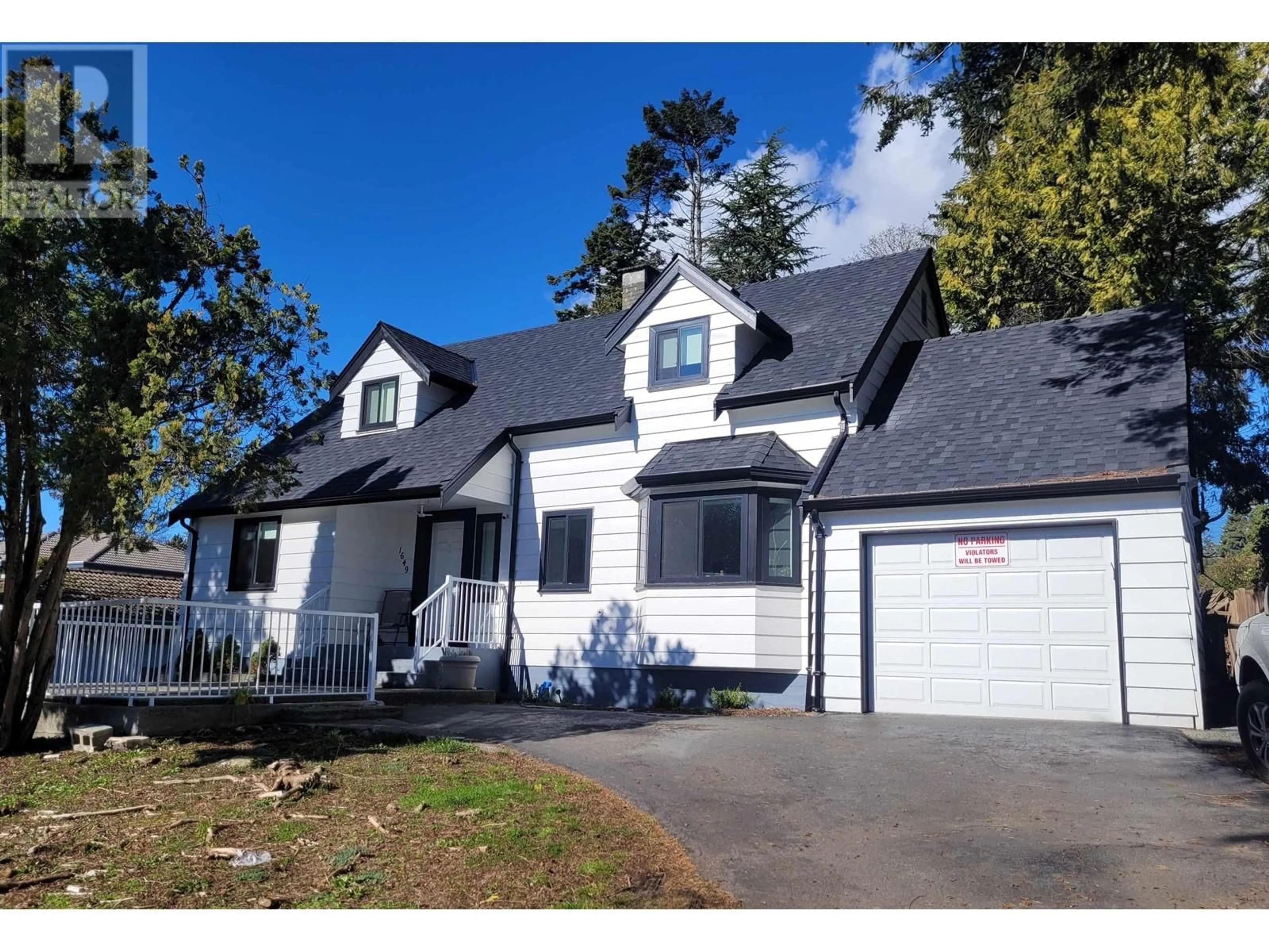 Home with vinyl exterior material, street for 1649 69TH AVENUE, Vancouver British Columbia V6P2W7