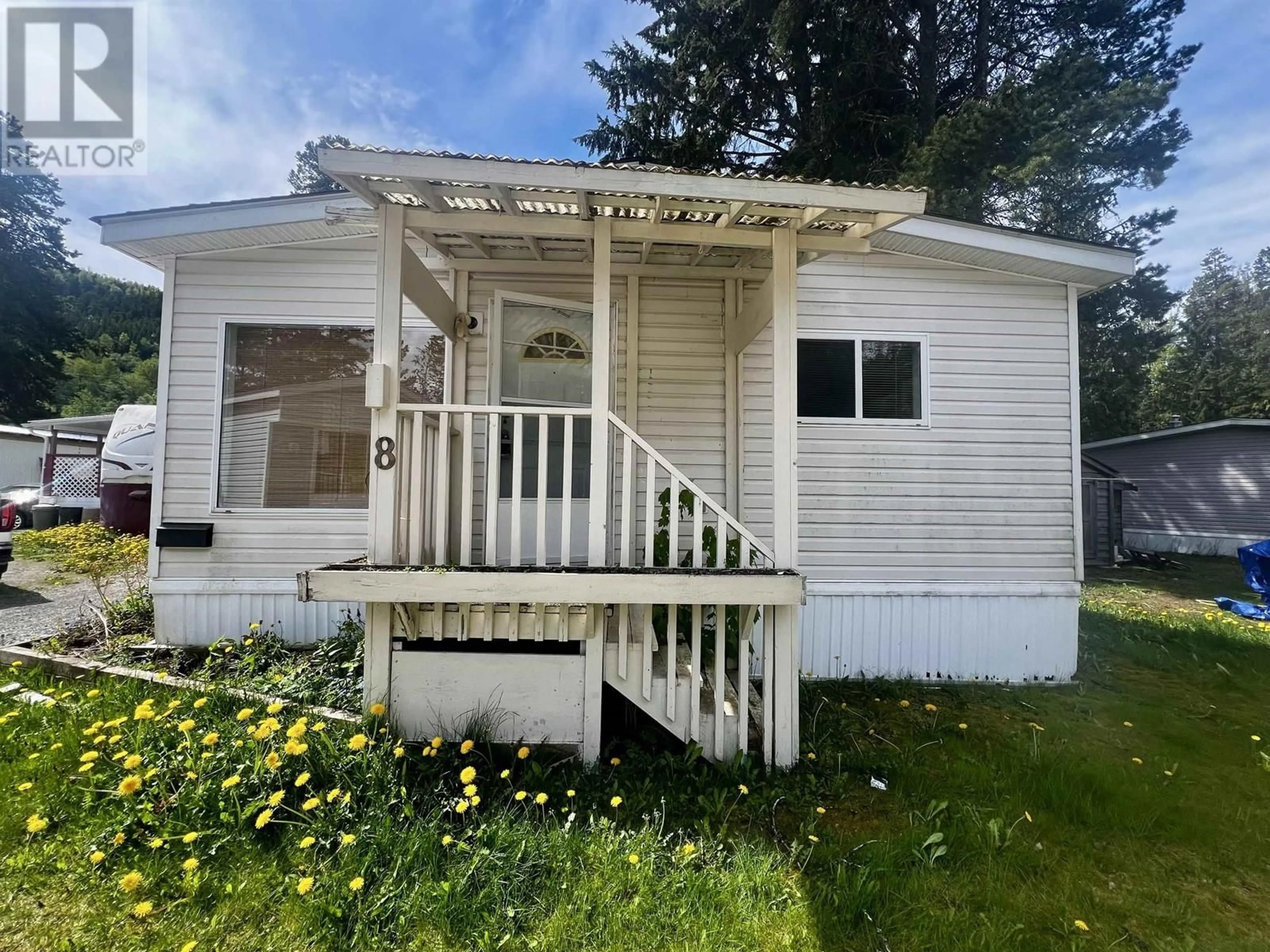 Unknown for 8 - 4619 QUEENSWAY DRIVE, Terrace British Columbia V8G3X5