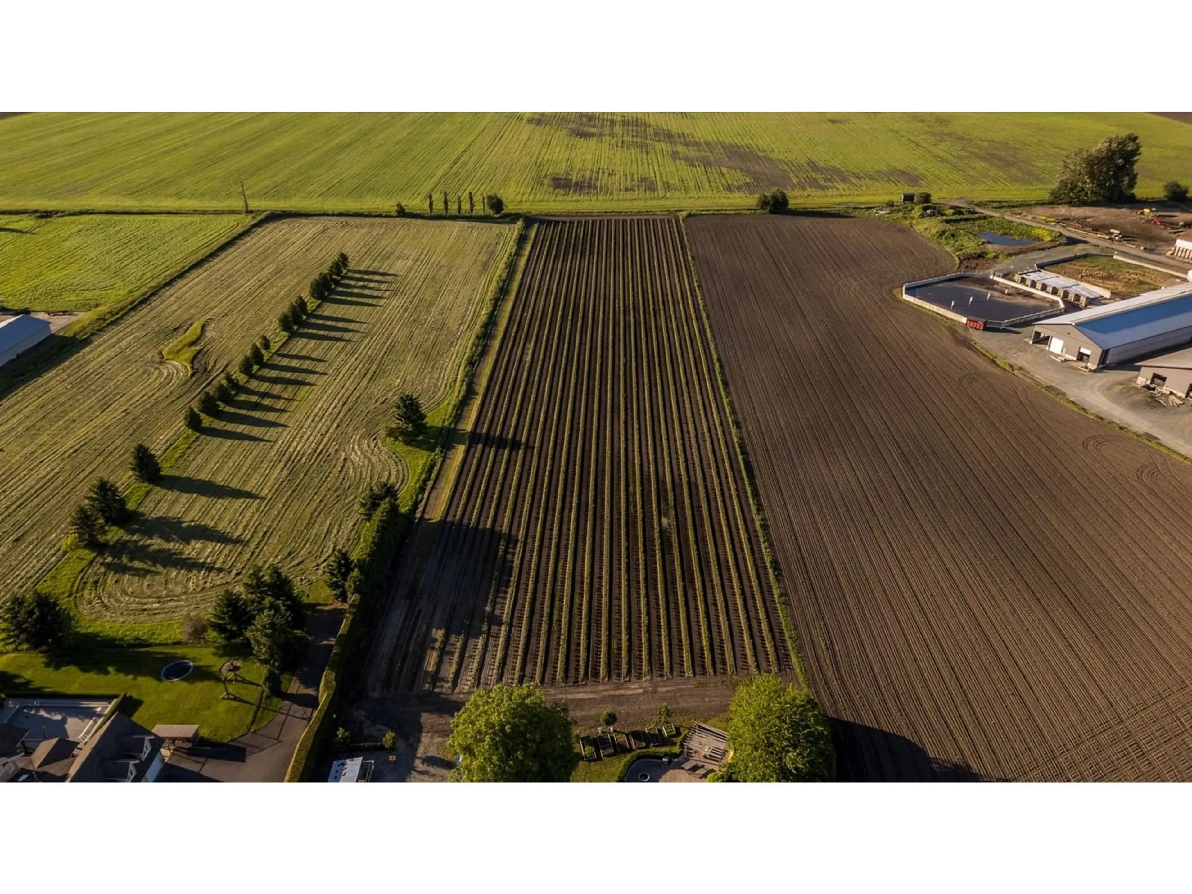 A pic from outside/outdoor area/front of a property/back of a property/a pic from drone, unknown for 42505 YALE ROAD, Sardis - Greendale British Columbia V2R4J4