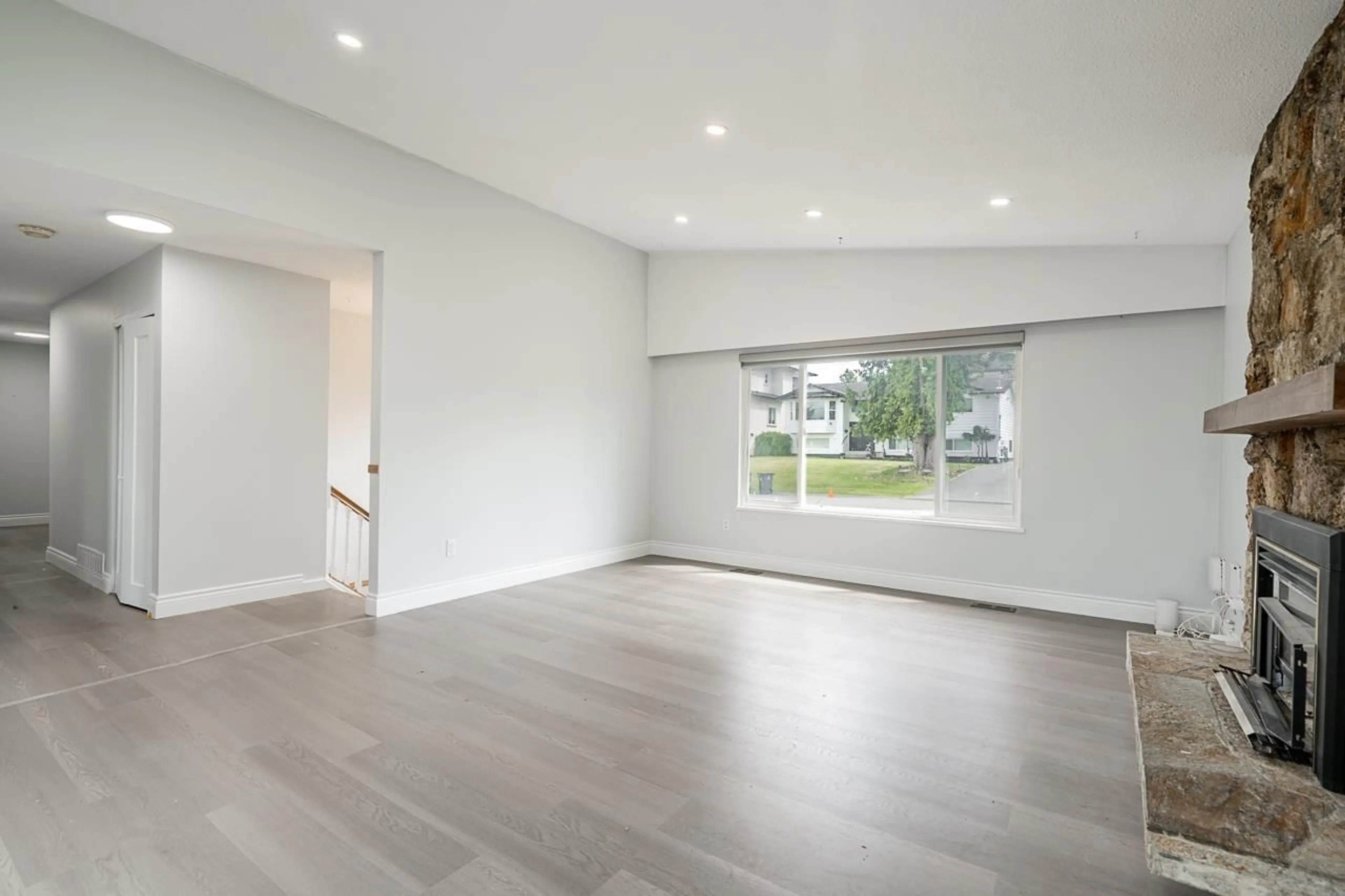 A pic of a room for 14143 77A, Surrey British Columbia V3W2X2