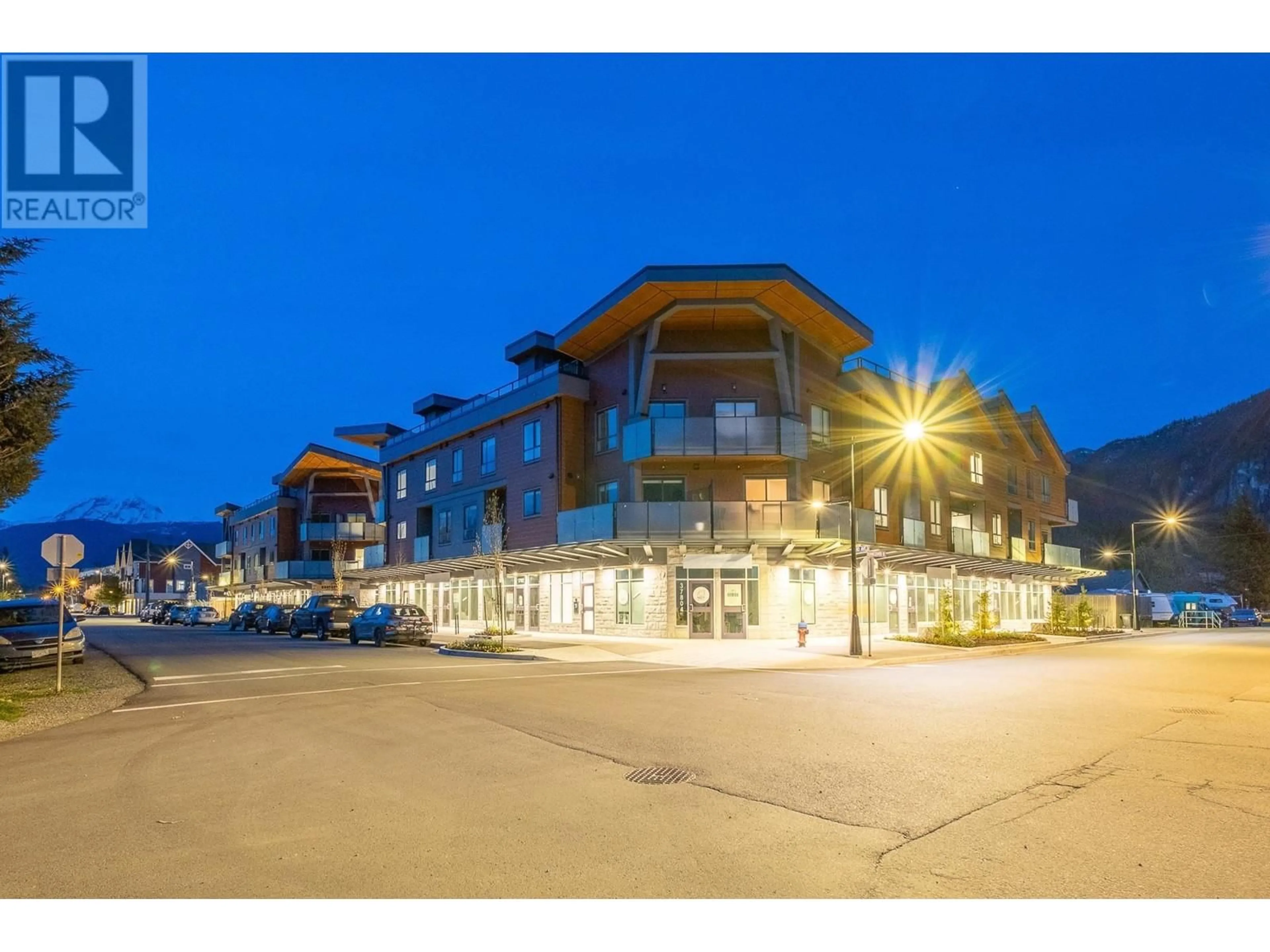 Unknown for 203 - 37808 THIRD AVENUE, Squamish British Columbia V8B1B9