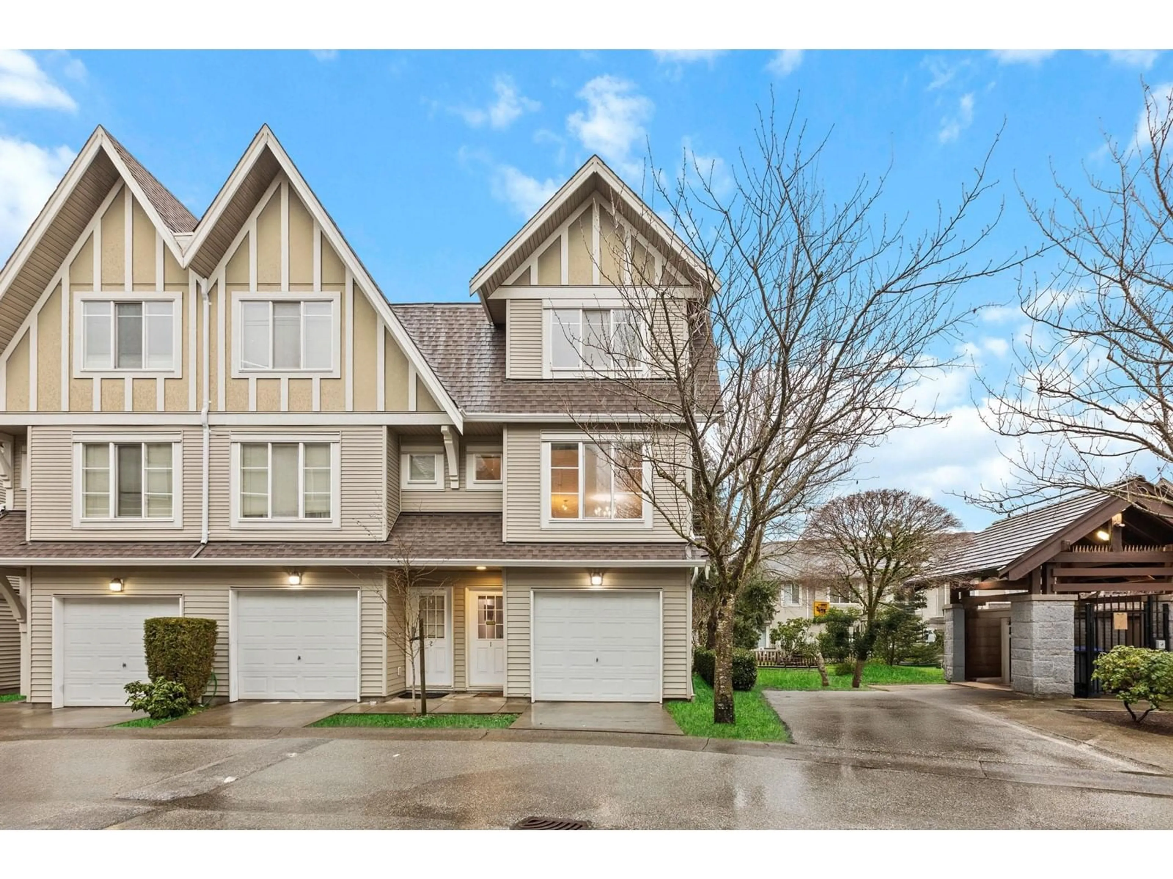 Home with vinyl exterior material, street for 1 - 15175 62A, Surrey British Columbia V3S1X1