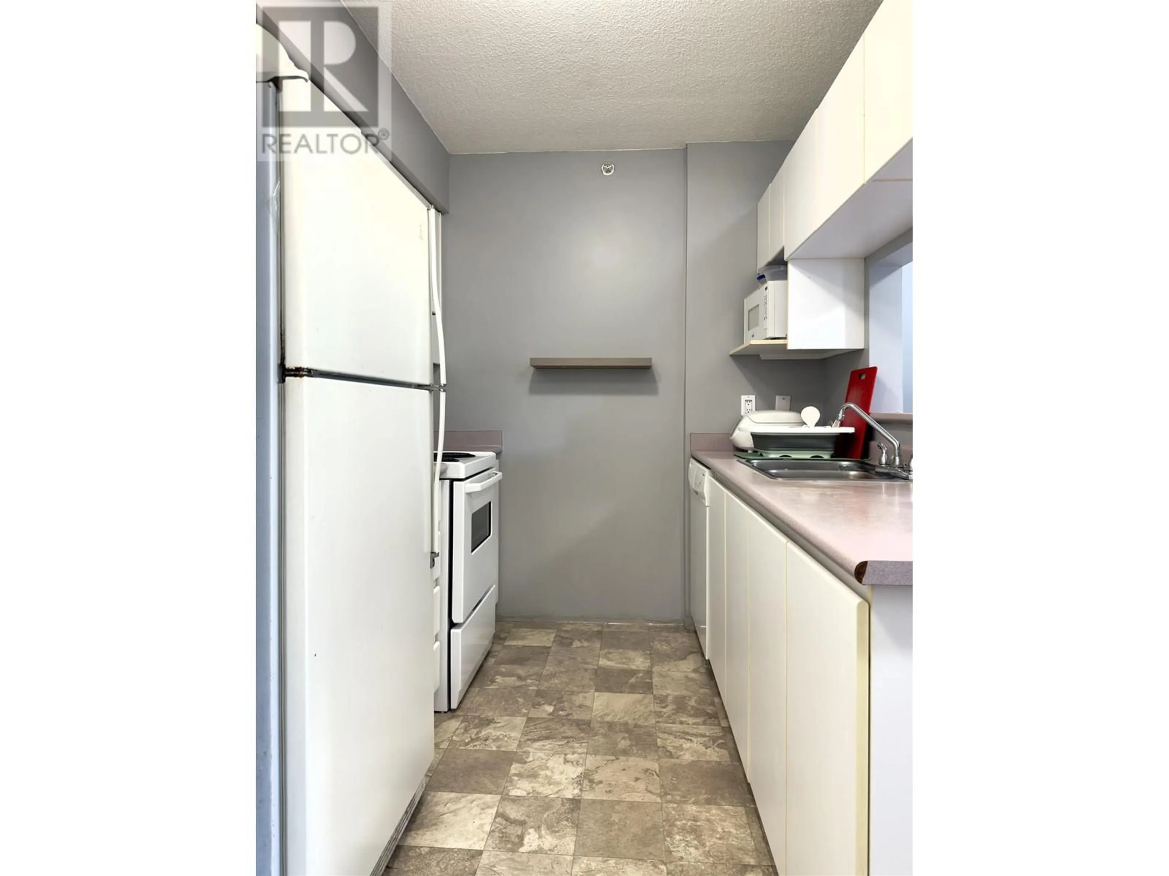 Standard kitchen, unknown for 201 - 3455 ASCOT PLACE, Vancouver British Columbia V5R6B7