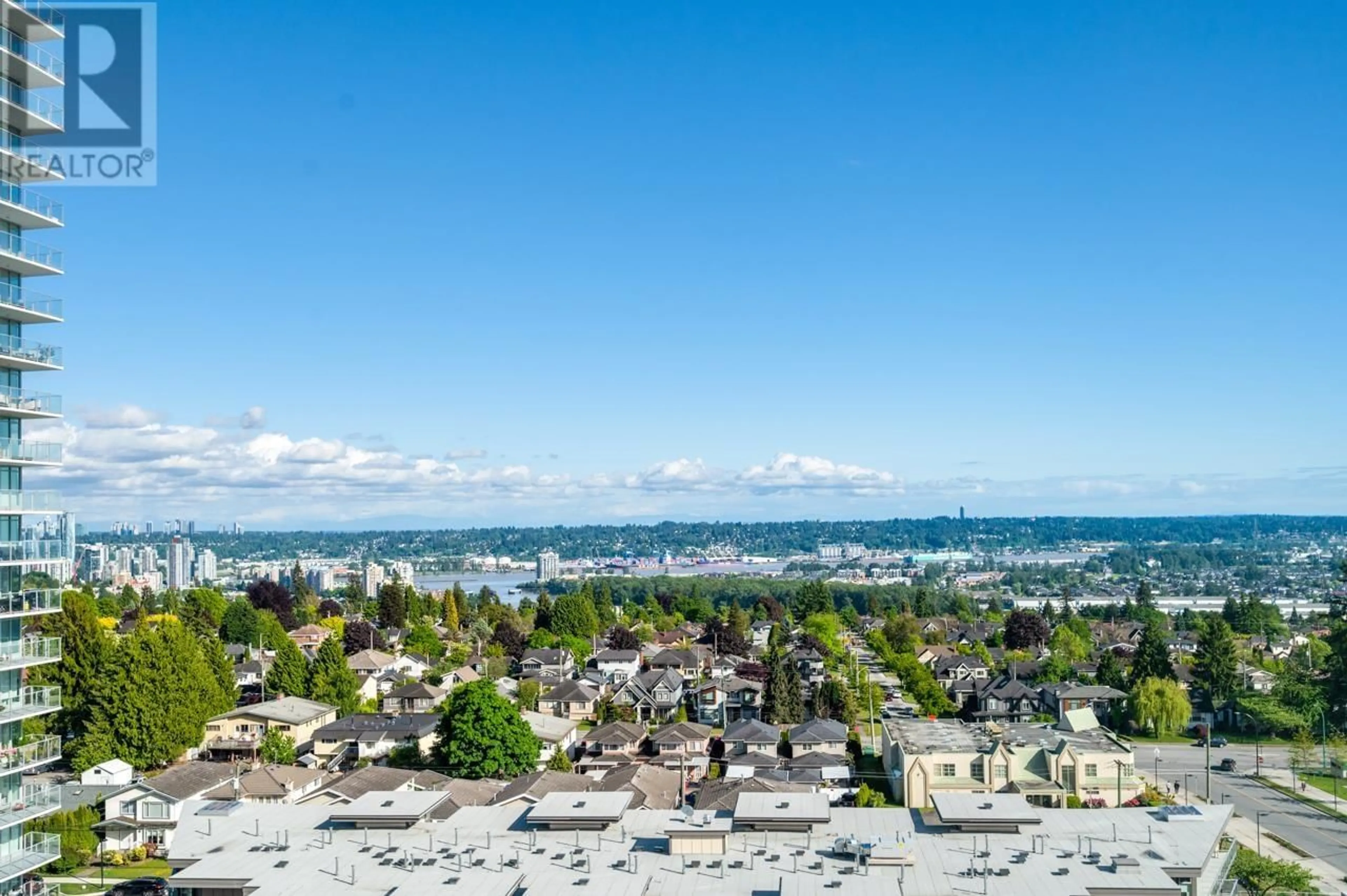 A pic from outside/outdoor area/front of a property/back of a property/a pic from drone, mountain view for 1105 - 7683 PARK CRESCENT, Burnaby British Columbia V3N0J3