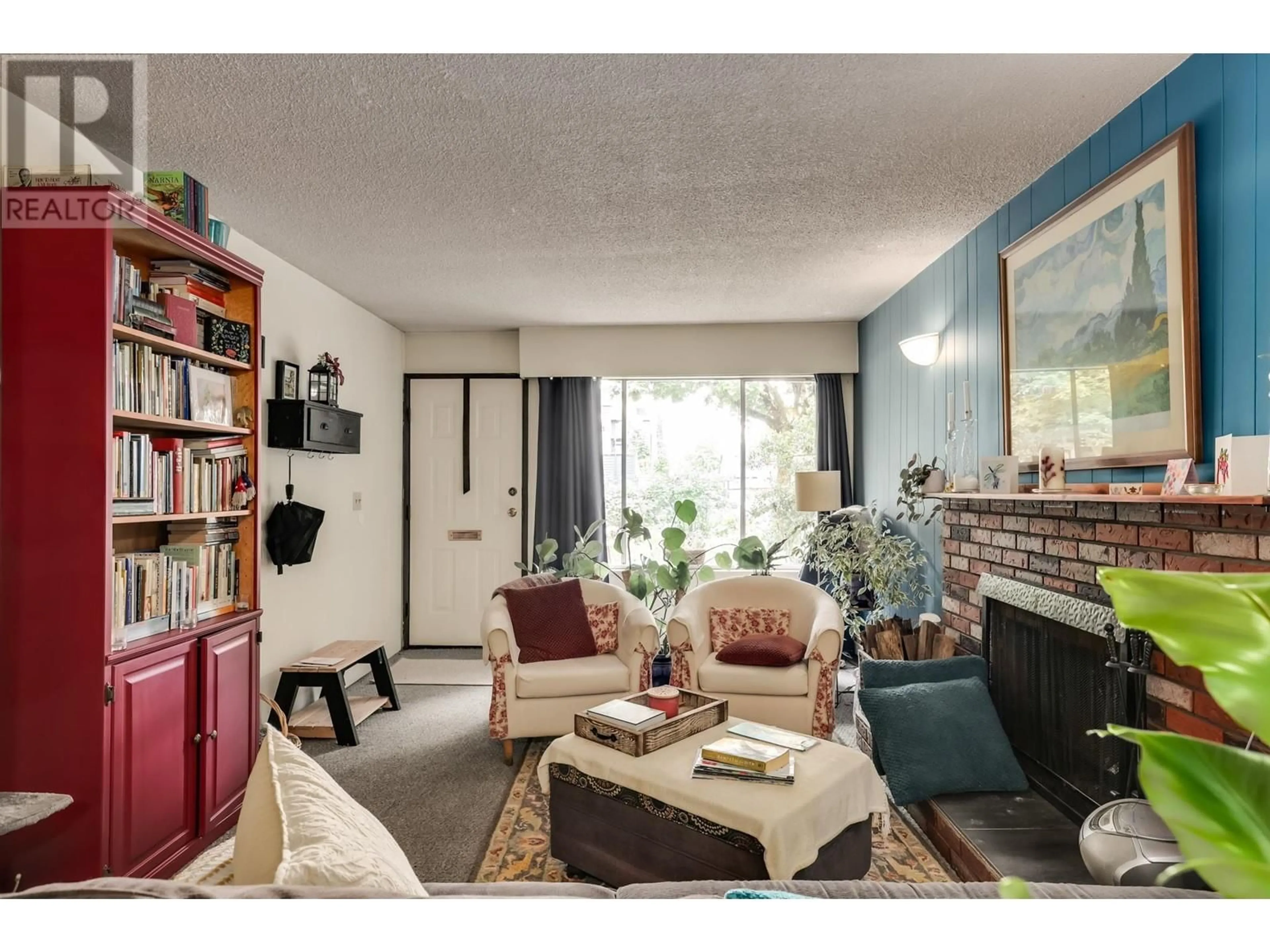 Living room with furniture, unknown for 1405 - - 1403 14TH AVENUE, Vancouver British Columbia V5N2C7