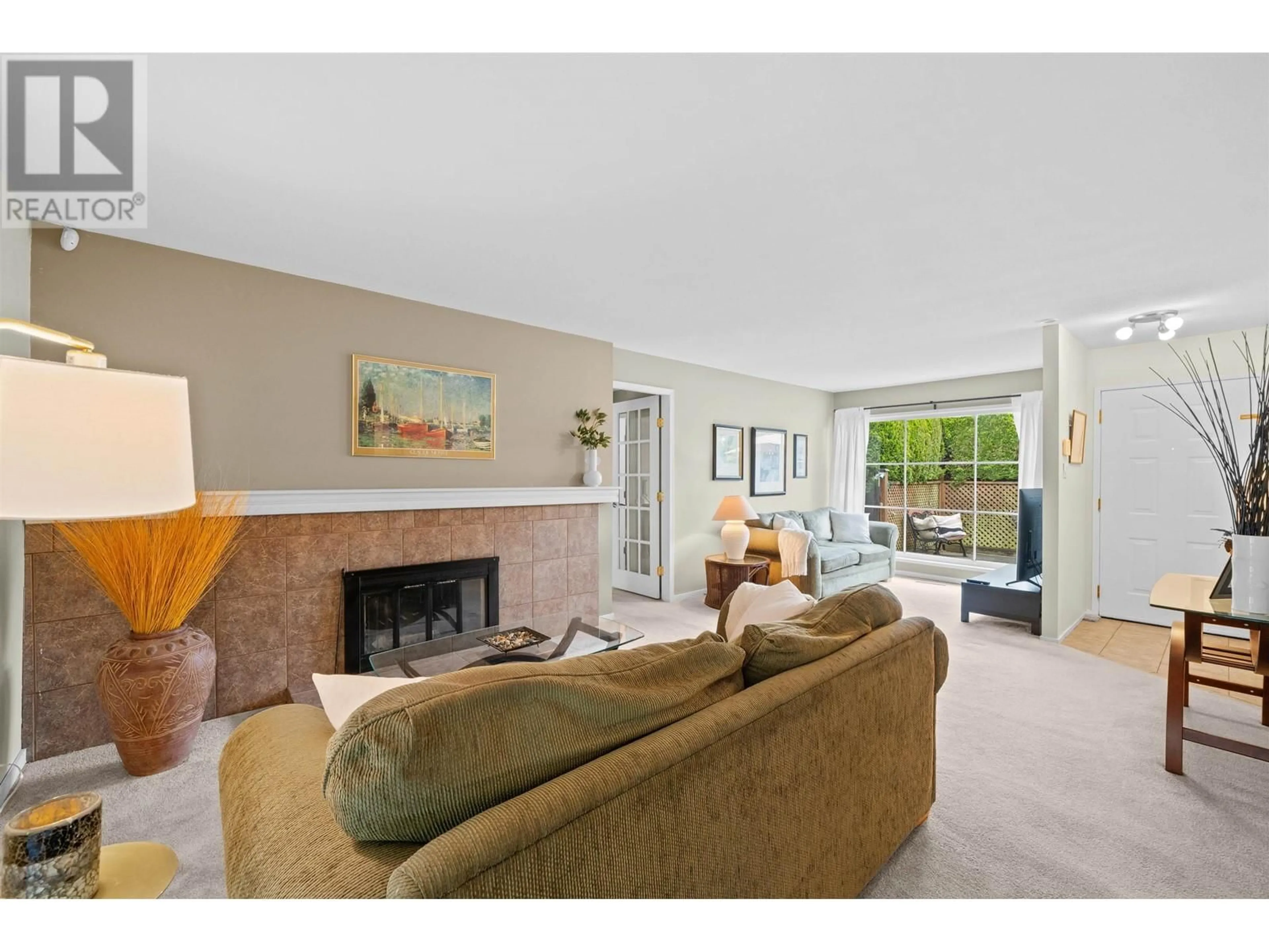 Living room with furniture, unknown for 1181 SILVERWOOD CRESCENT, North Vancouver British Columbia V7P1J2