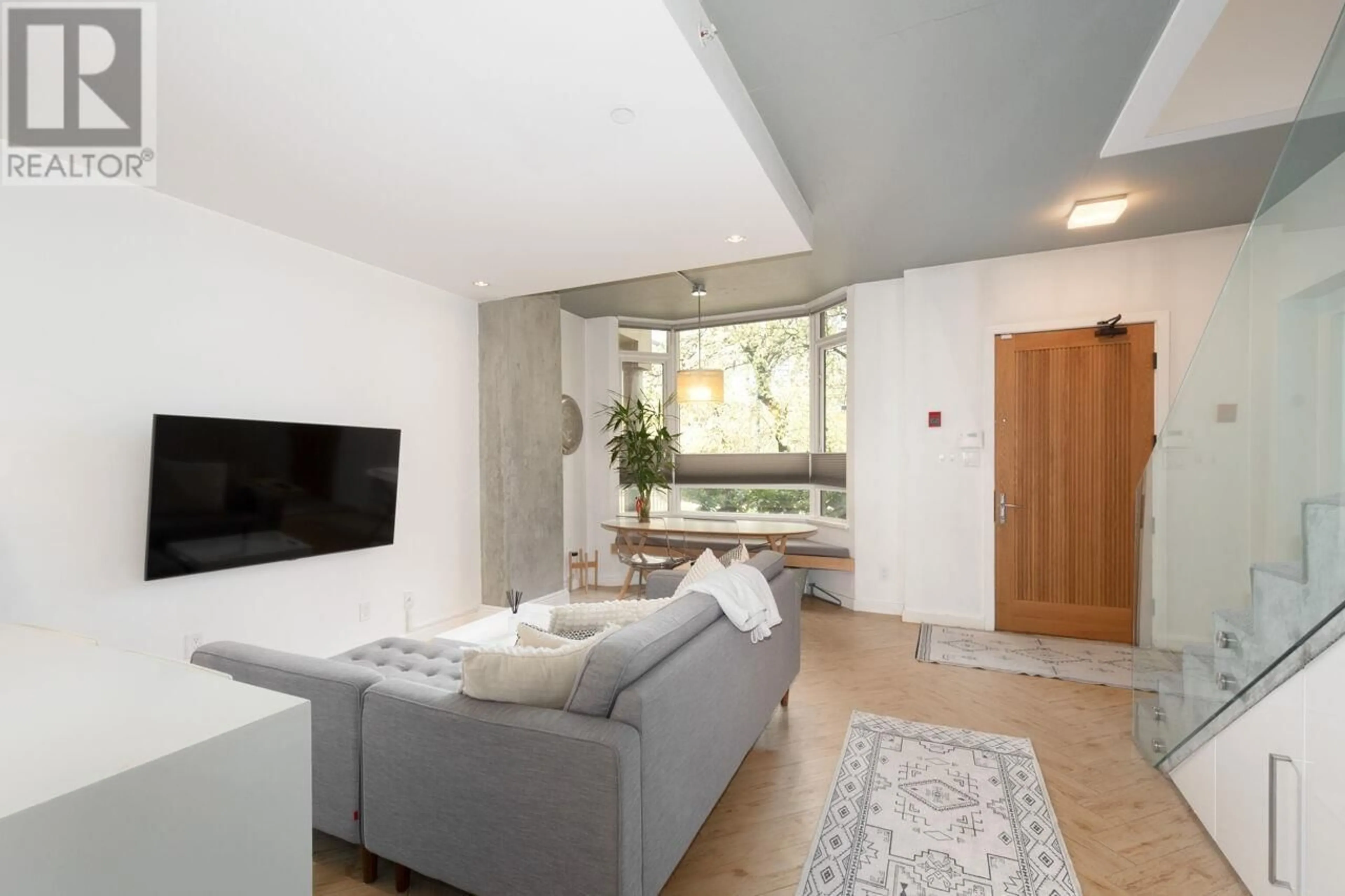 Living room with furniture, unknown for 1190 RICHARDS STREET, Vancouver British Columbia V6B3E6