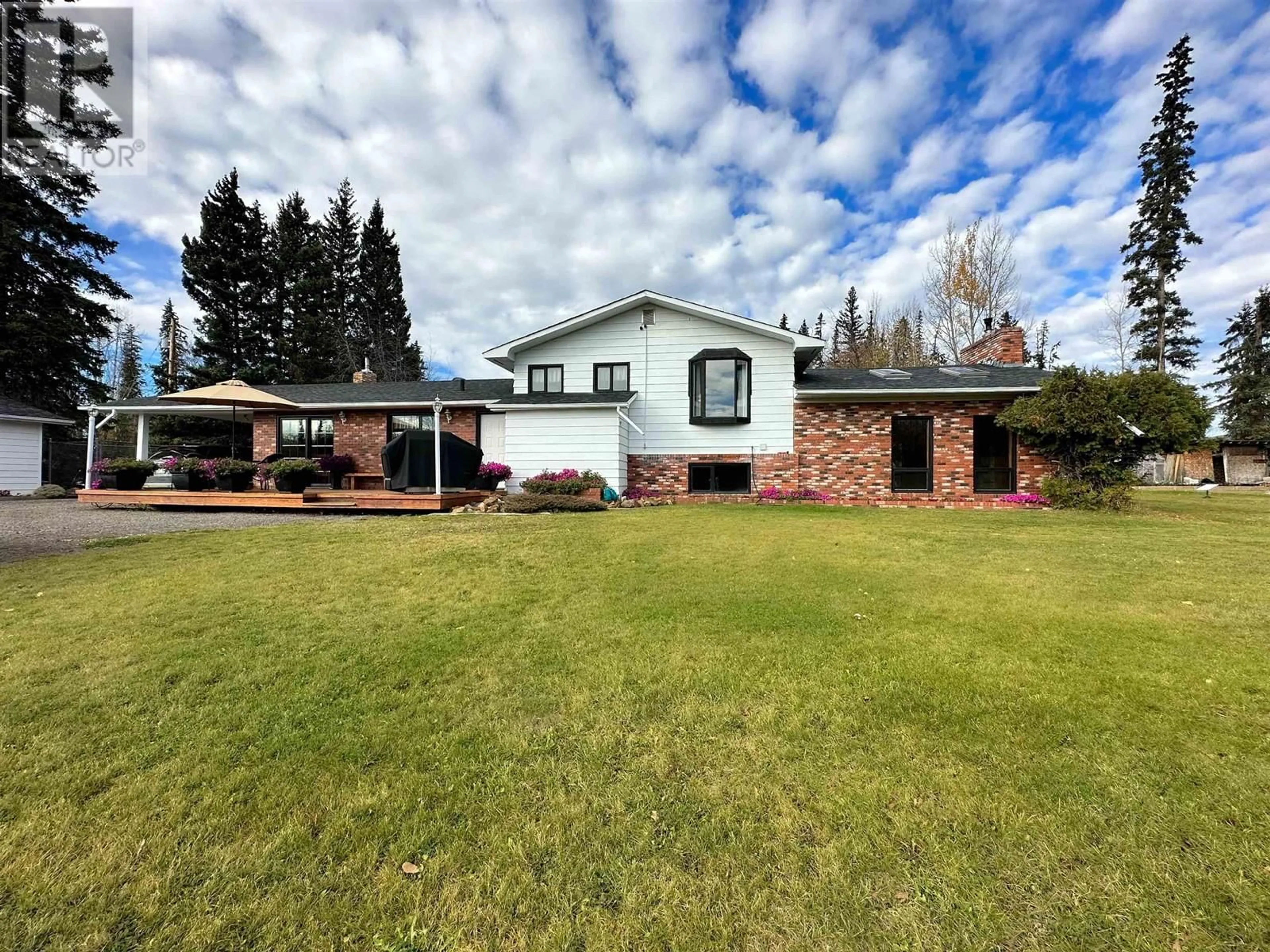 A pic from outside/outdoor area/front of a property/back of a property/a pic from drone, unknown for 2880 ROBERTS ROAD, Fort St. James British Columbia V0J1P0