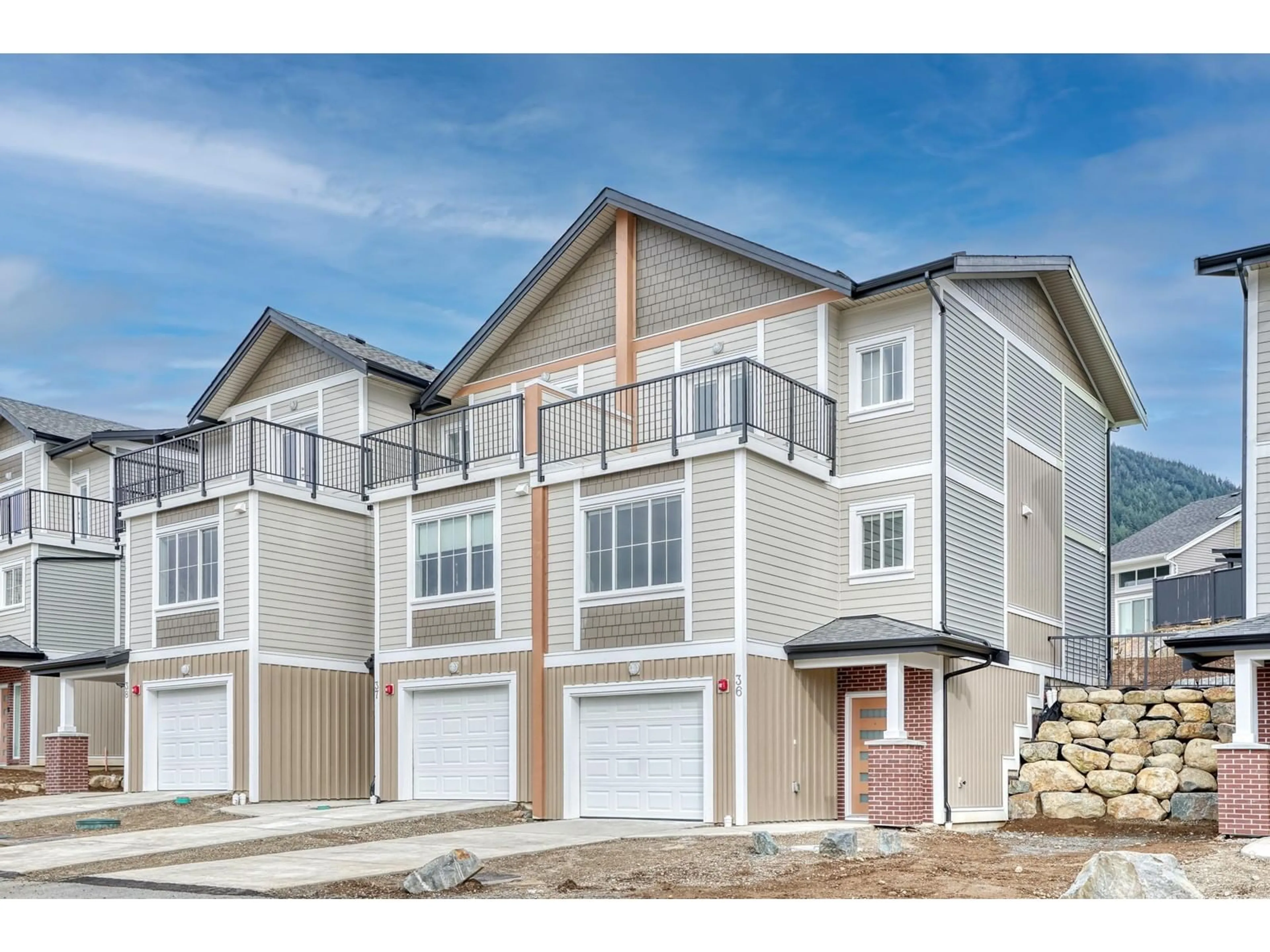 Home with vinyl exterior material, unknown for 36 - 1928 WOODSIDE BOULEVARD, Agassiz British Columbia V0M1A1