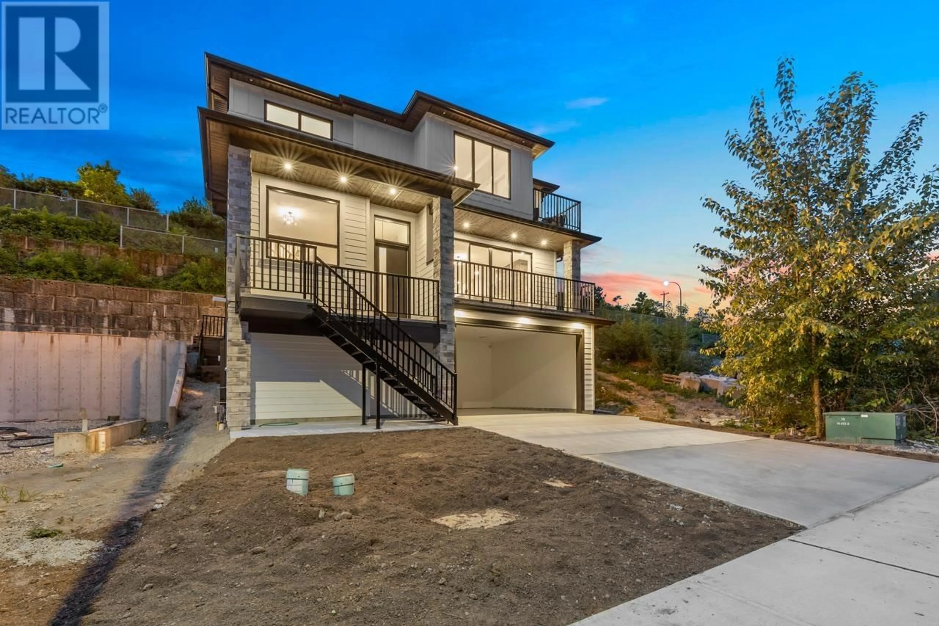 Unknown for 10490 MCVEETY STREET, Maple Ridge British Columbia V2W0K3