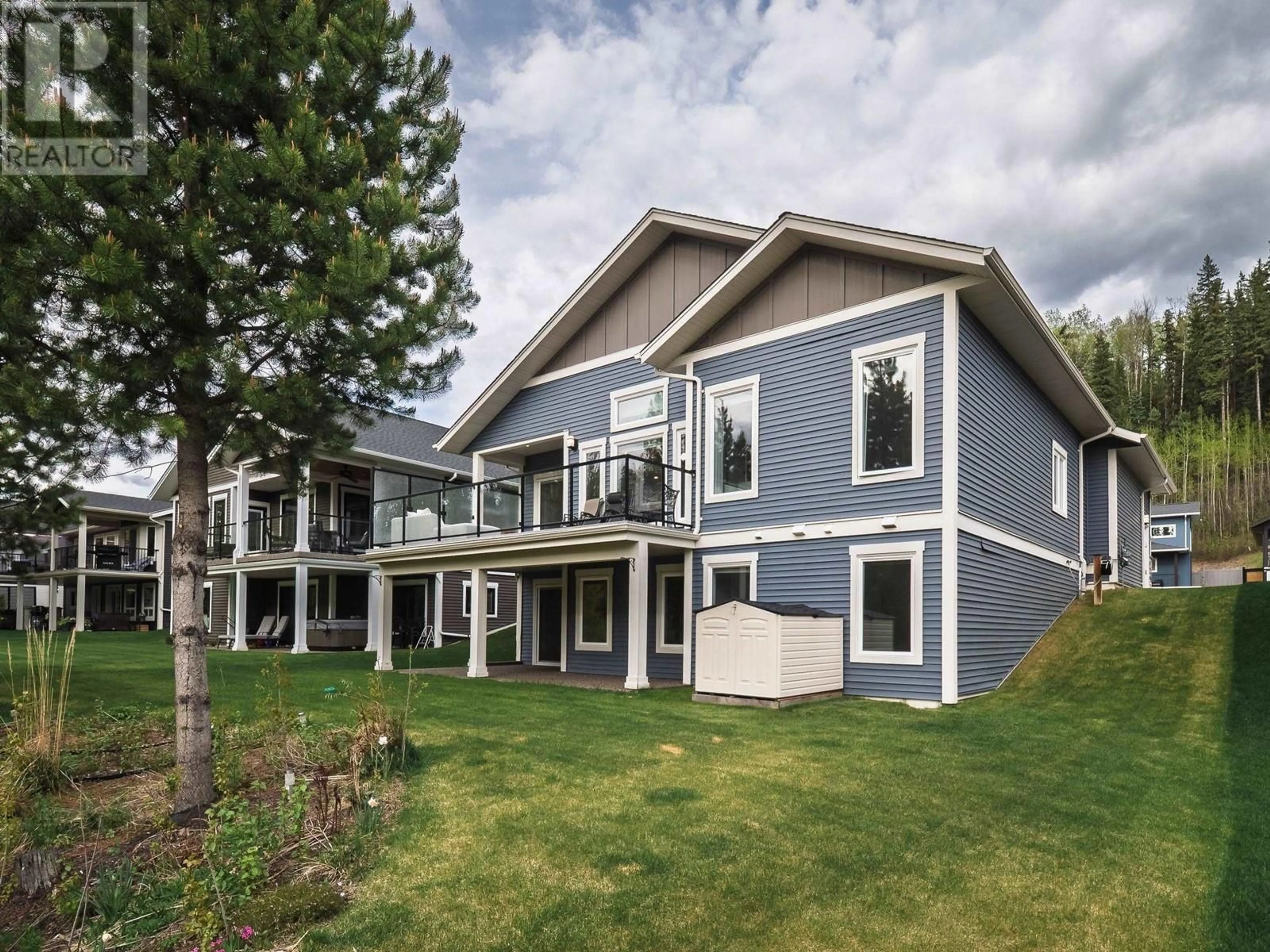 Home with vinyl exterior material, mountain view for 2759 LINKS DRIVE, Prince George British Columbia V2K0B3