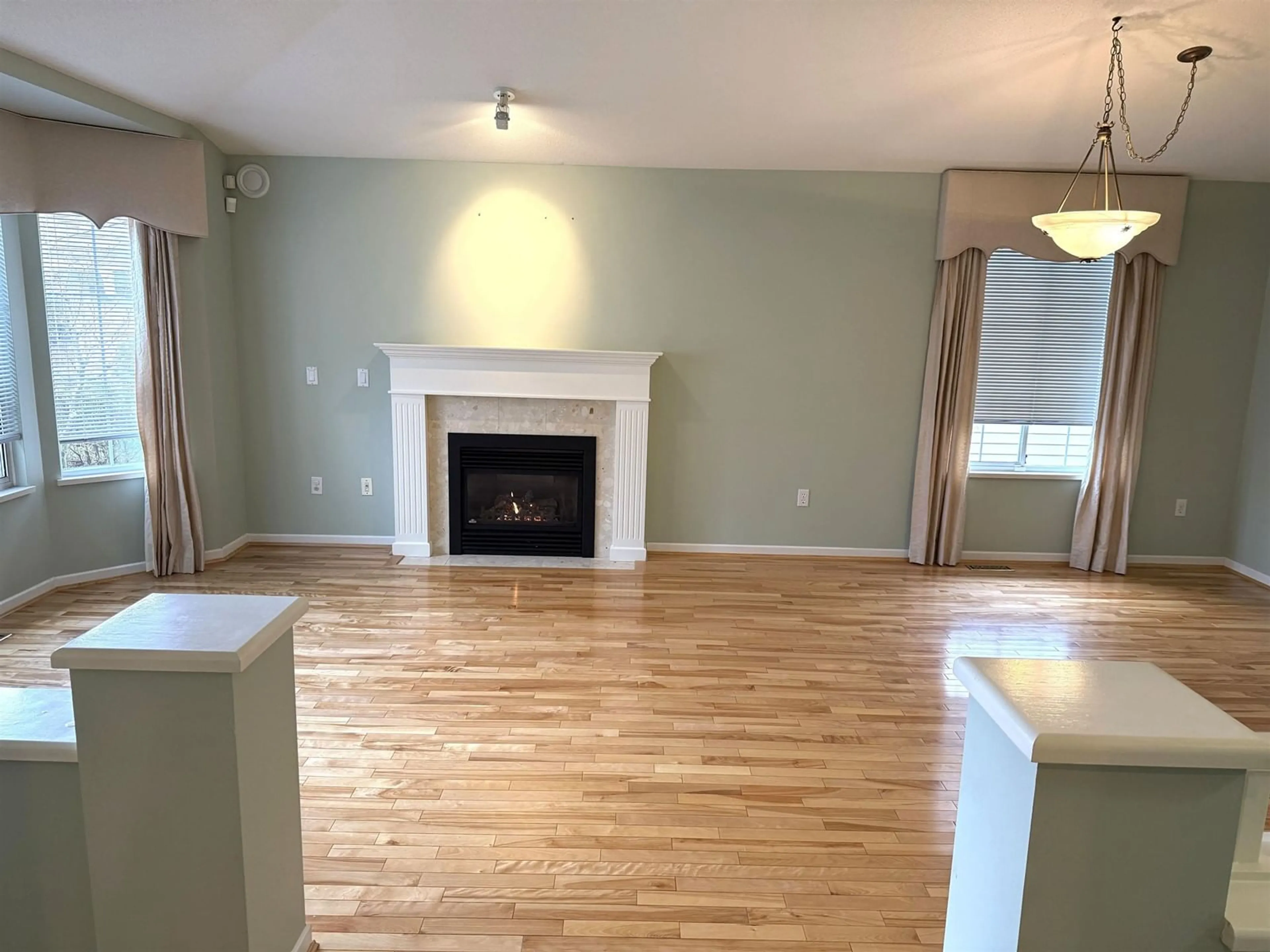 A pic of a room for 11 - 16888 80, Surrey British Columbia V4N5A1