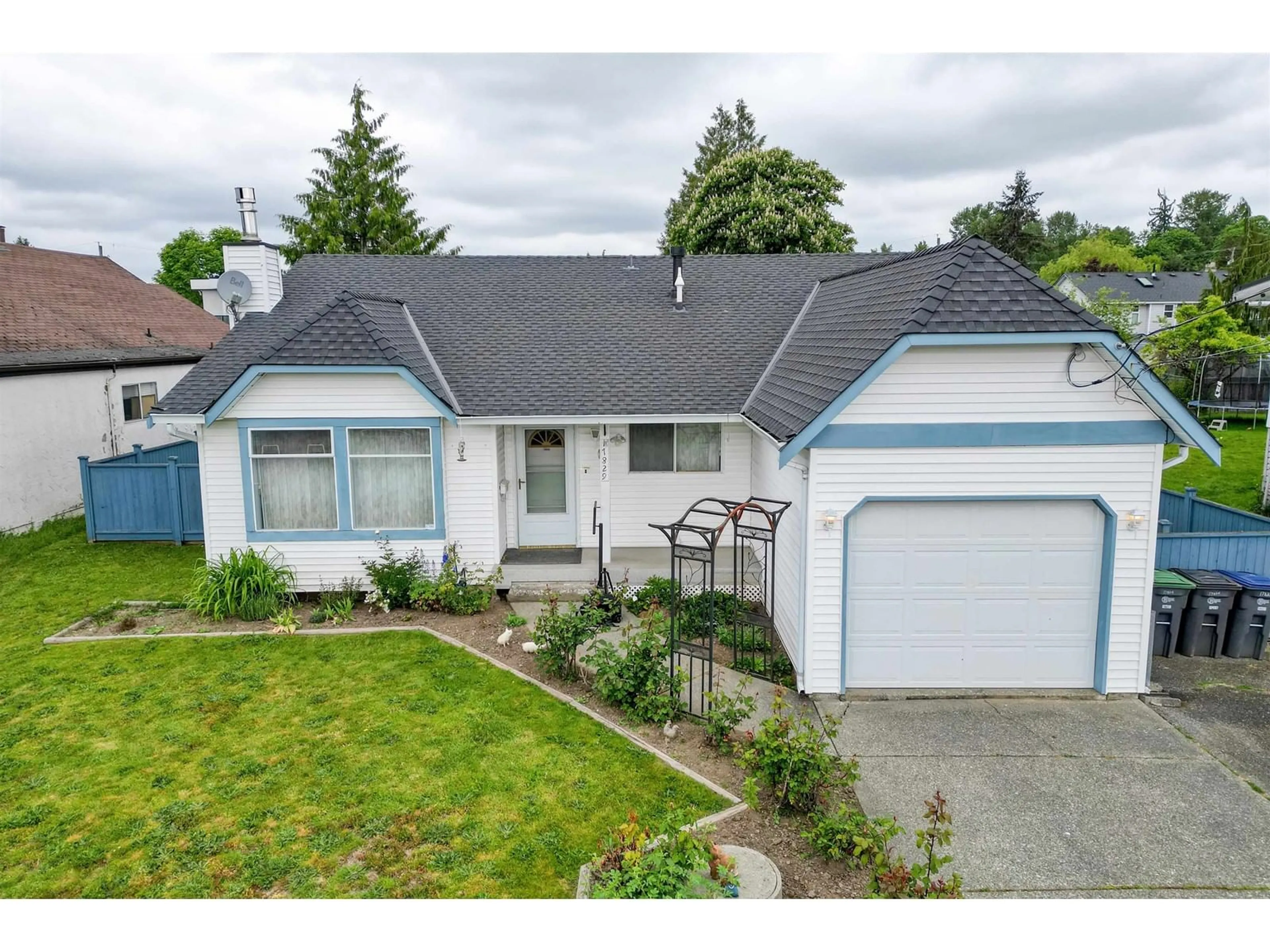 Unknown for 17829 59, Surrey British Columbia V3S1P6