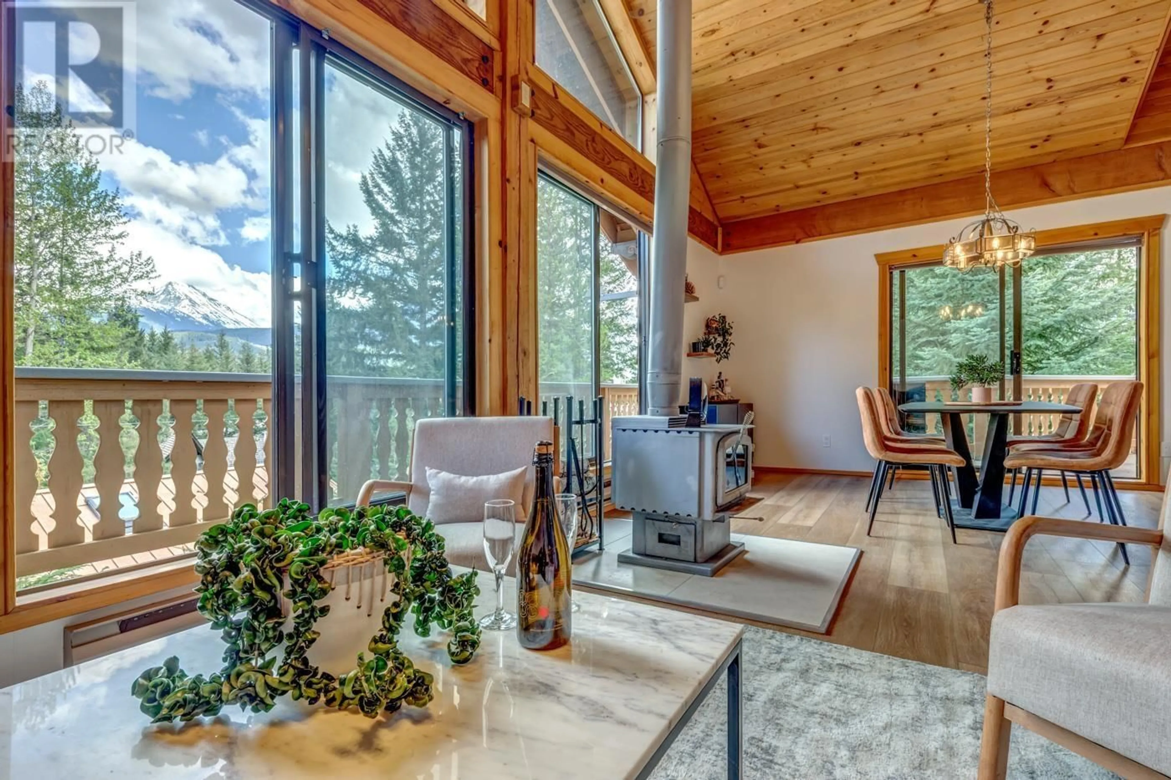 Dining room, wood/laminate floor for 8248 ALPINE WAY, Whistler British Columbia V8E0G2