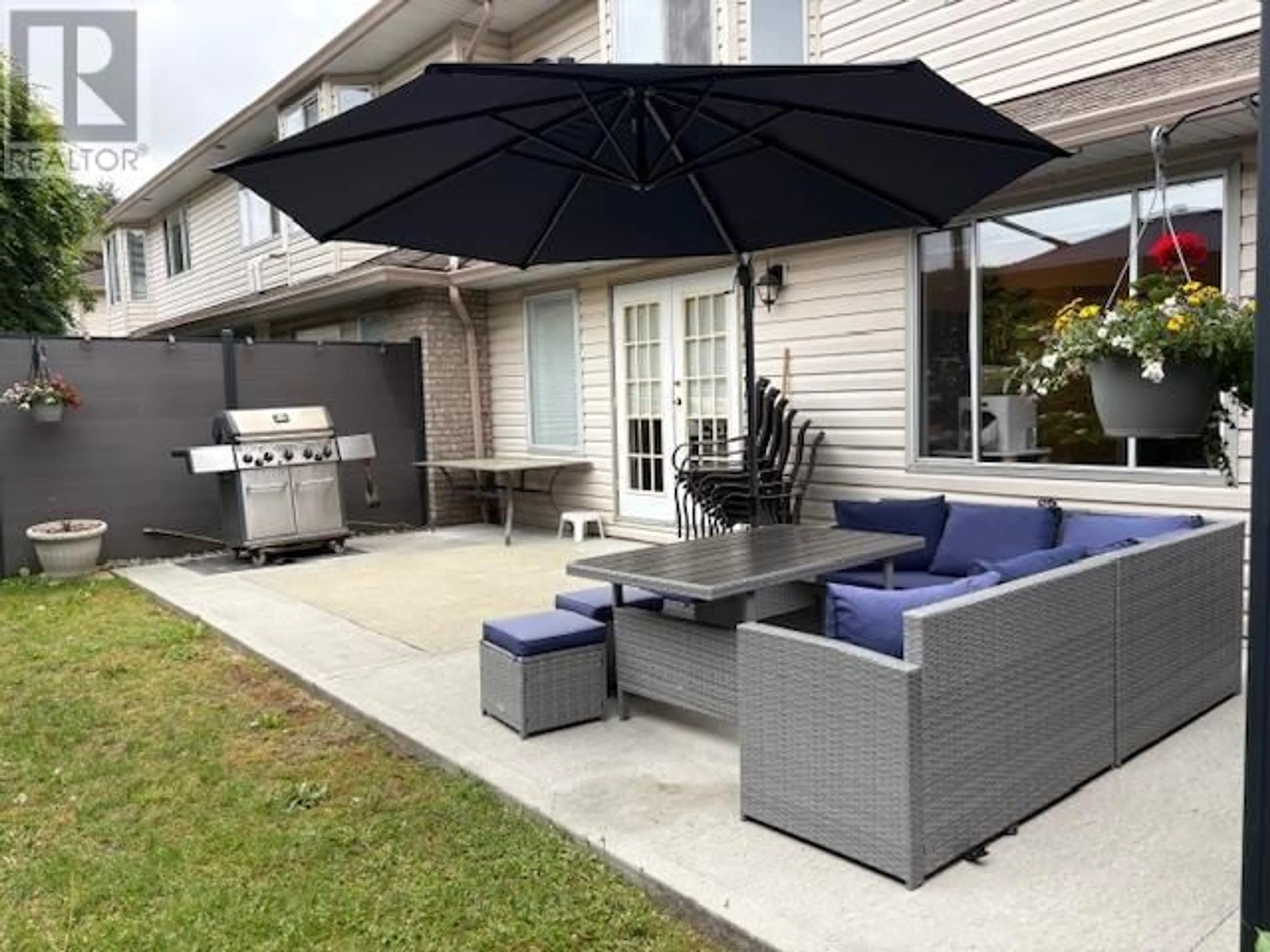 Patio, street for 29 - 12268 189A STREET, Pitt Meadows British Columbia V3Y2M7