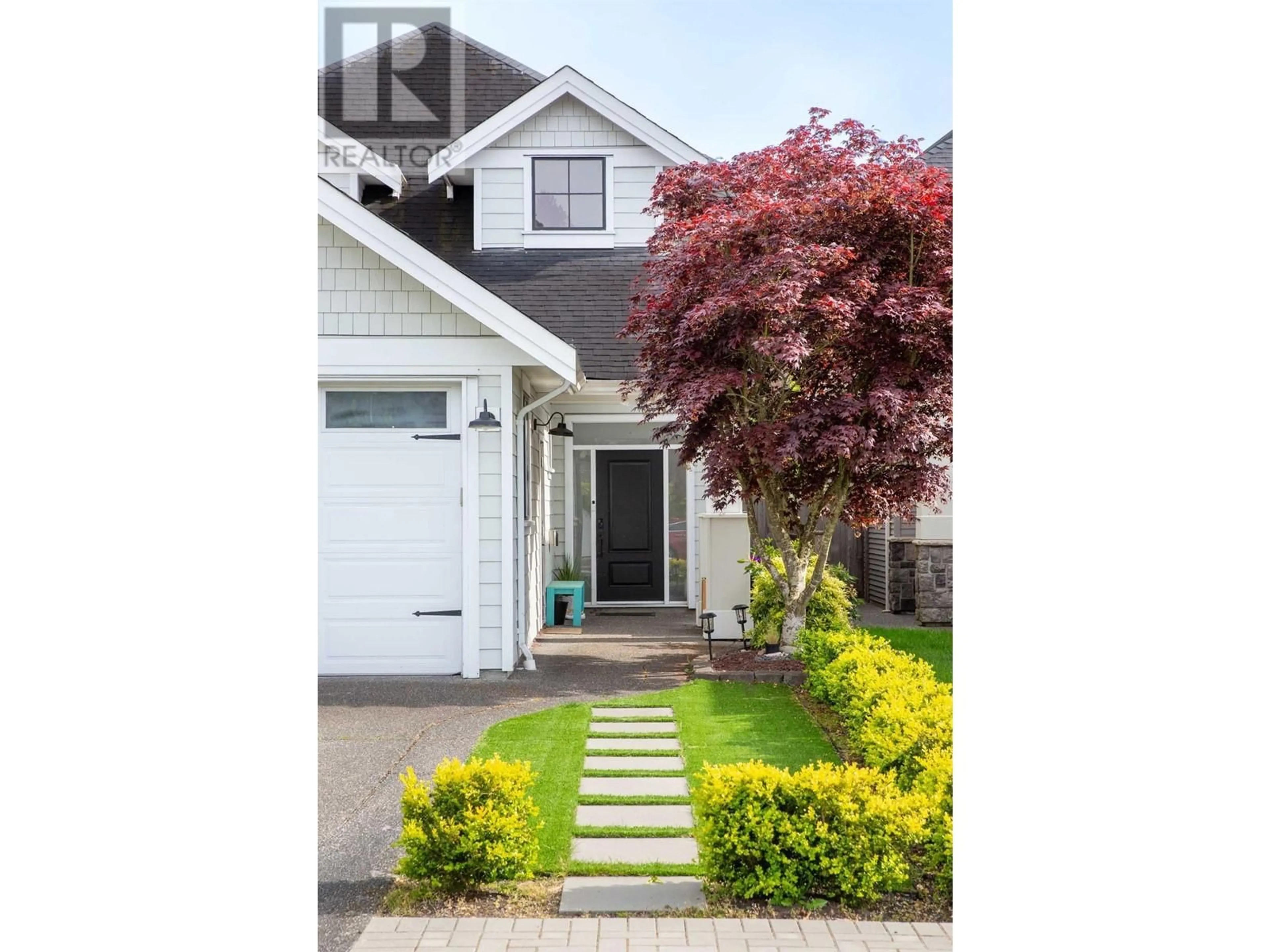 Home with vinyl exterior material, street for 3808 REGENT STREET, Richmond British Columbia V7E2N6