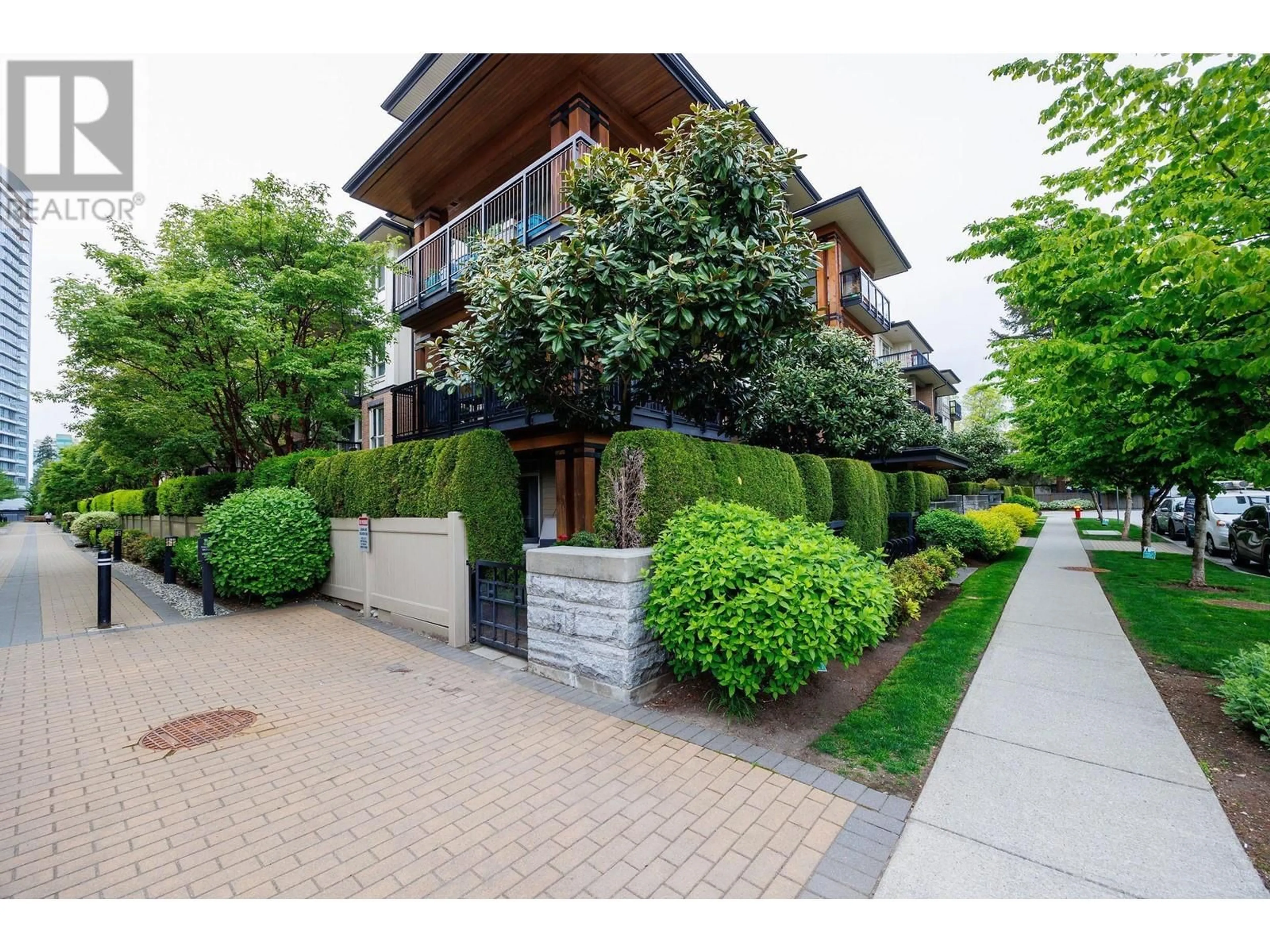 Patio, street for 110 - 1150 KENSAL PLACE, Coquitlam British Columbia V3B0H4