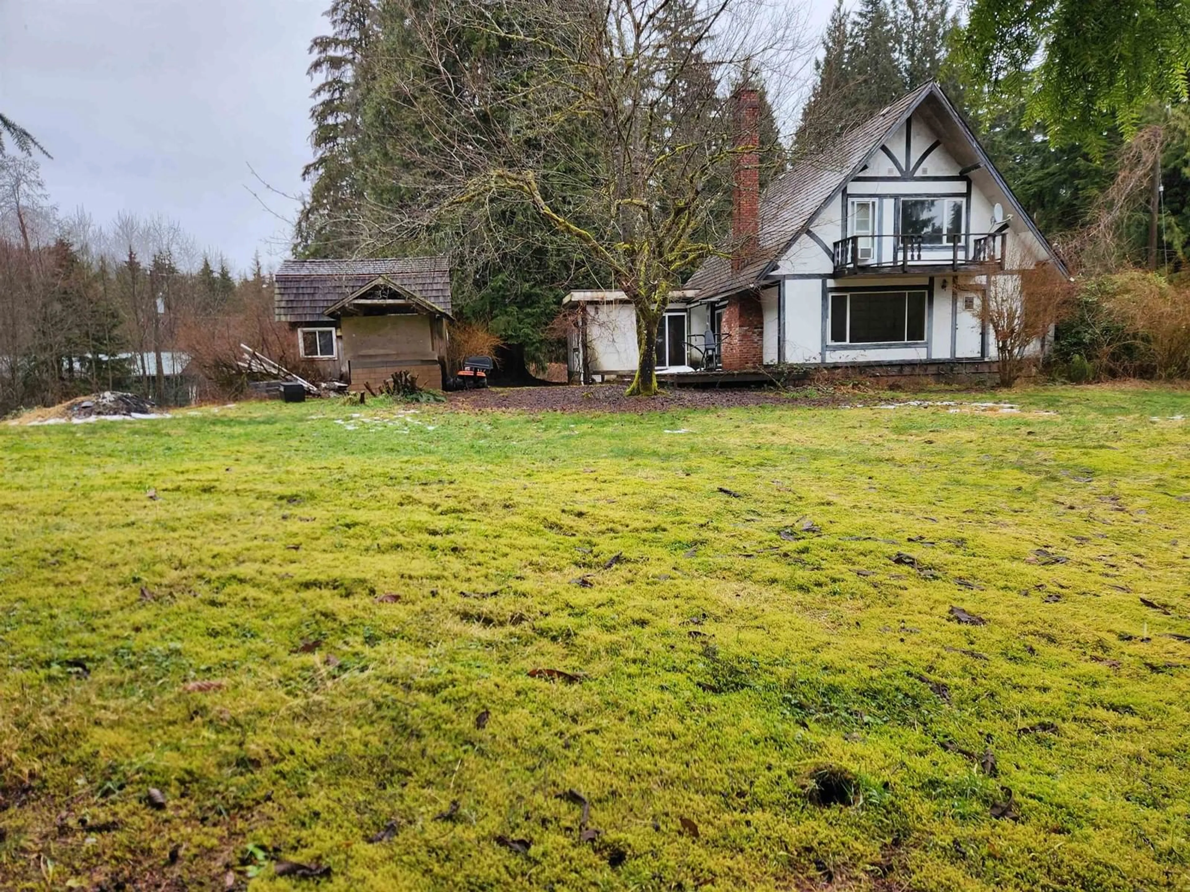 A pic from outside/outdoor area/front of a property/back of a property/a pic from drone, unknown for 12723 STAVE LAKE, Mission British Columbia V2V0A6