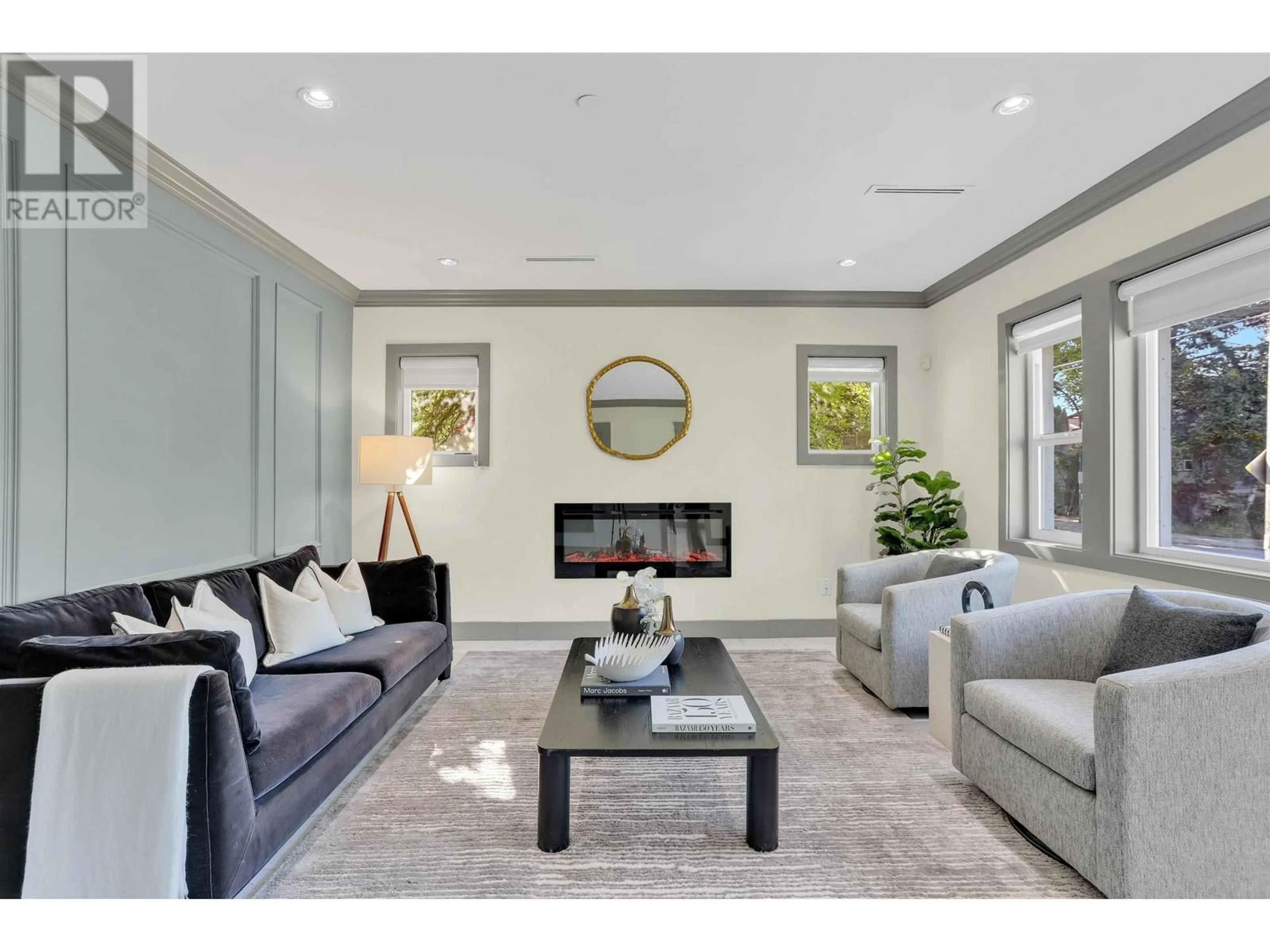 Living room with furniture, unknown for 1008 24TH AVENUE, Vancouver British Columbia V5V2B1
