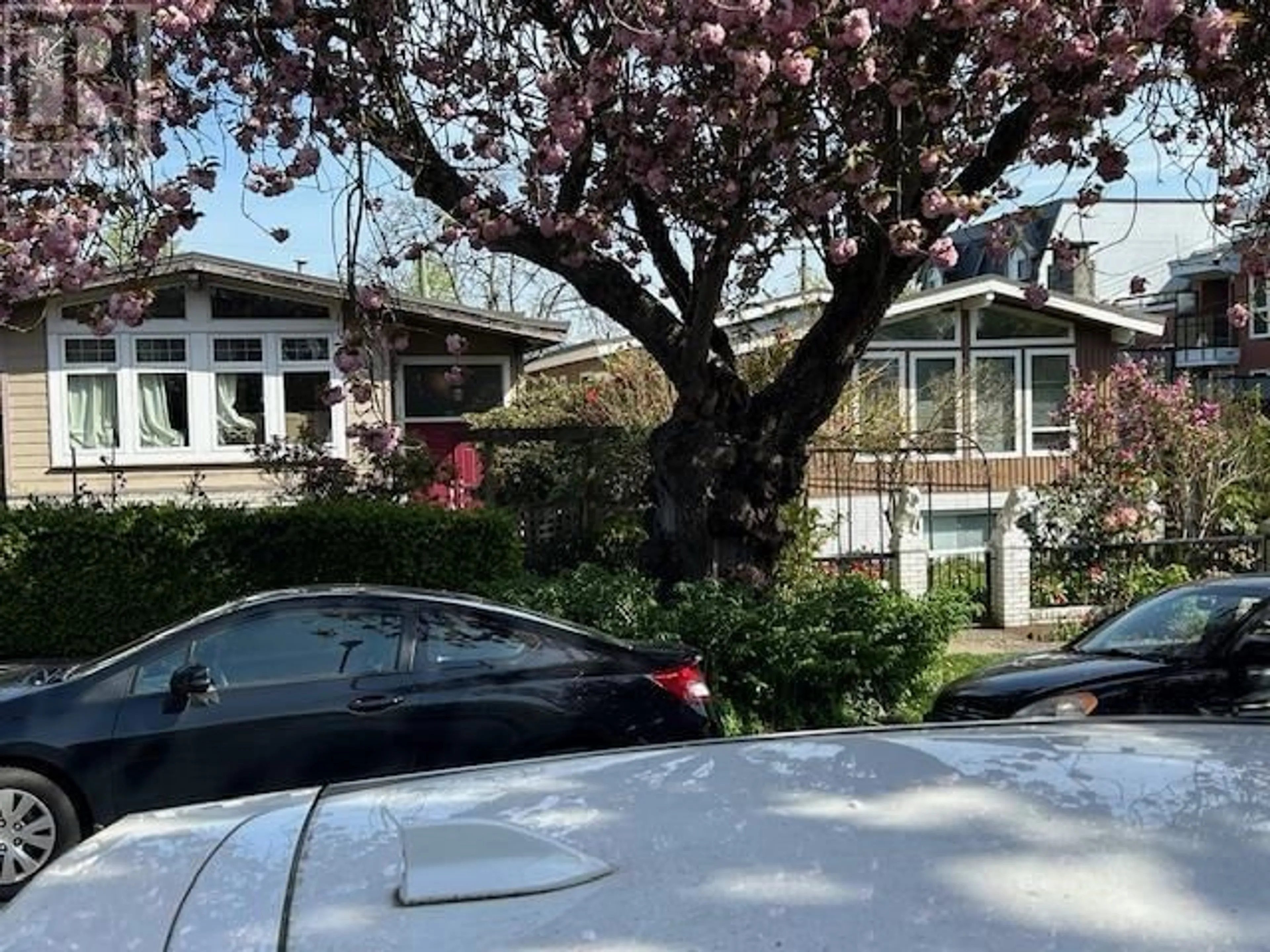 A pic from outside/outdoor area/front of a property/back of a property/a pic from drone, street for 3635 18TH AVENUE, Vancouver British Columbia V6S1B3