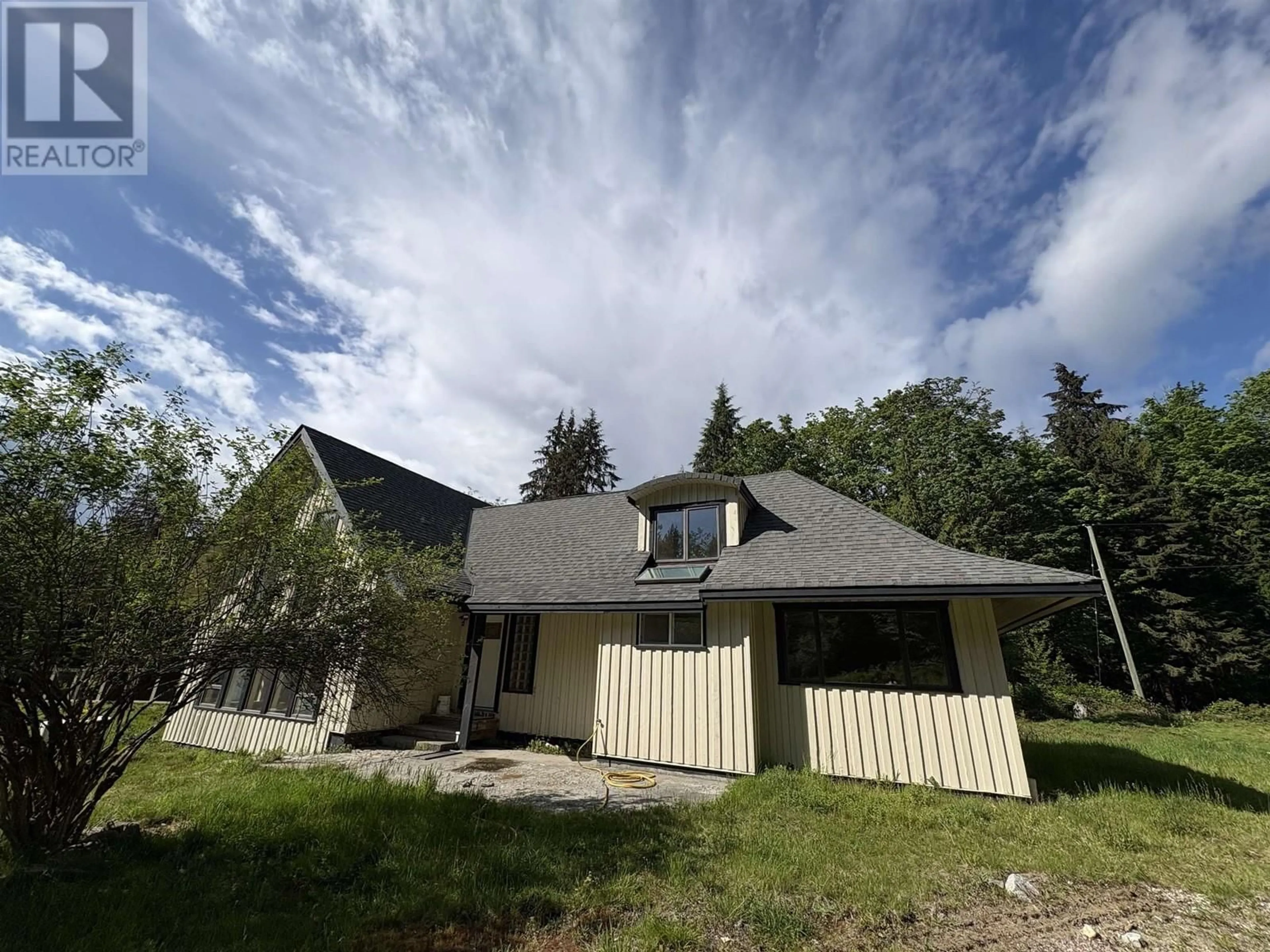 A pic from outside/outdoor area/front of a property/back of a property/a pic from drone, building for 650a DULCIE ROAD, Gambier Island British Columbia V0N1V0