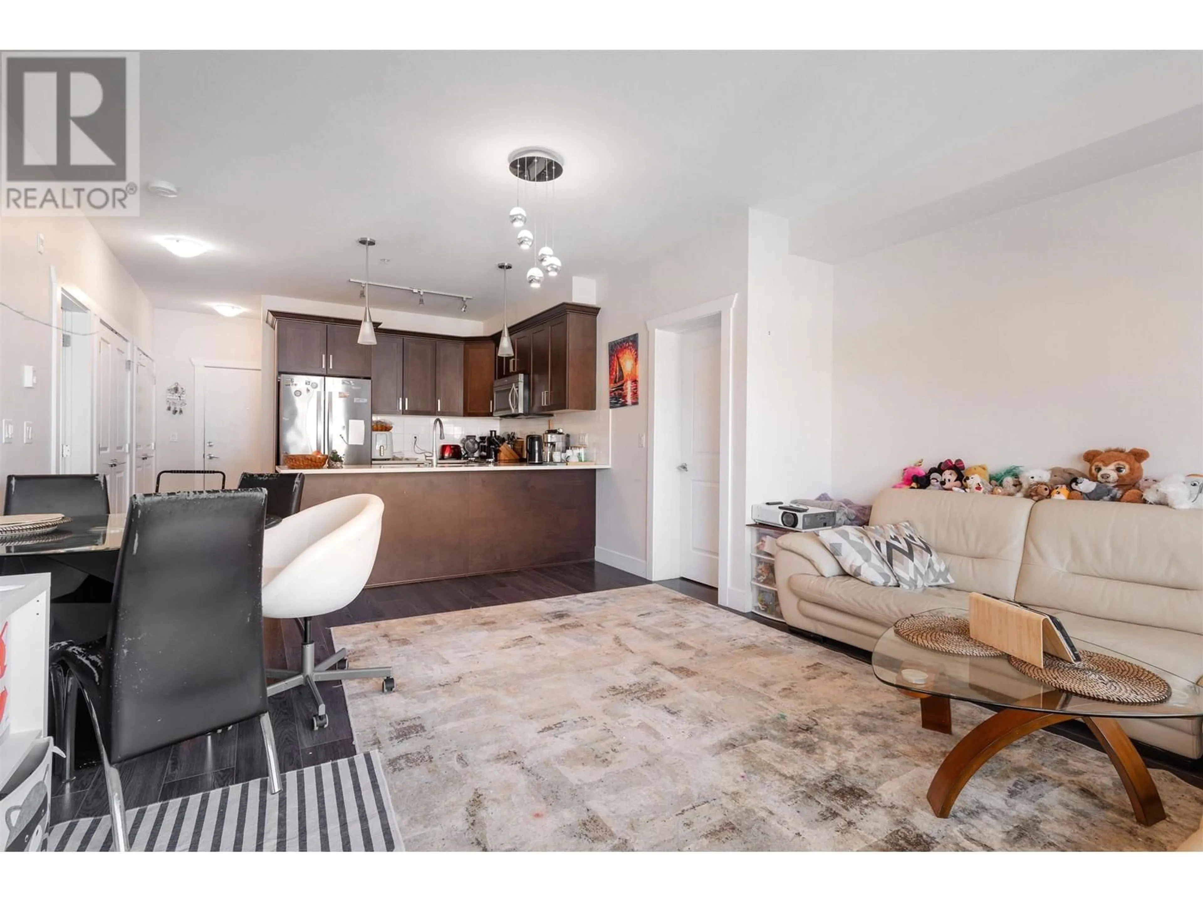 Open concept kitchen, unknown for 303 - 2288 WELCHER AVENUE, Port Coquitlam British Columbia V3C1X4