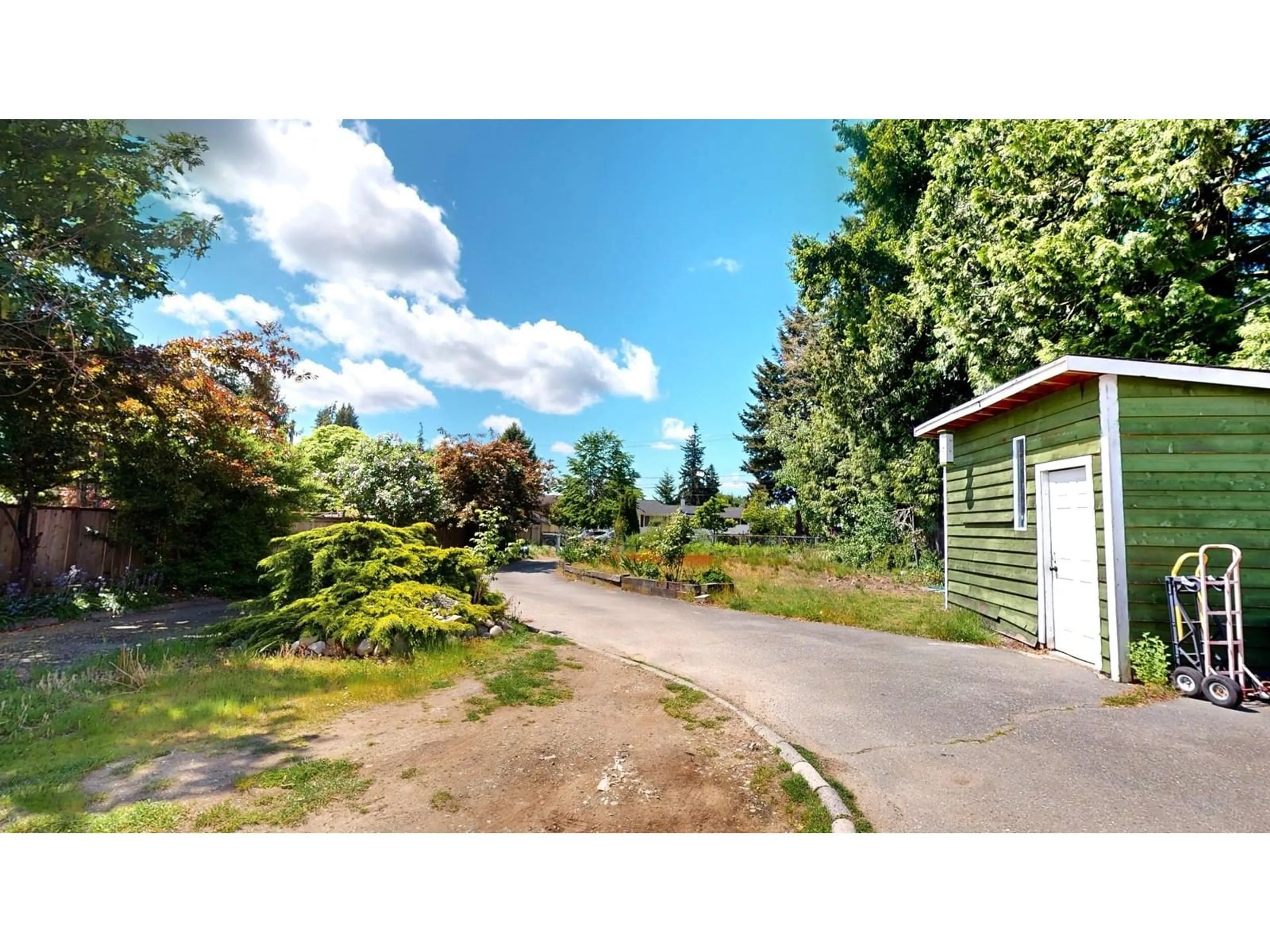 A pic from outside/outdoor area/front of a property/back of a property/a pic from drone, forest/trees view for 8372 116, Delta British Columbia V4C5V2