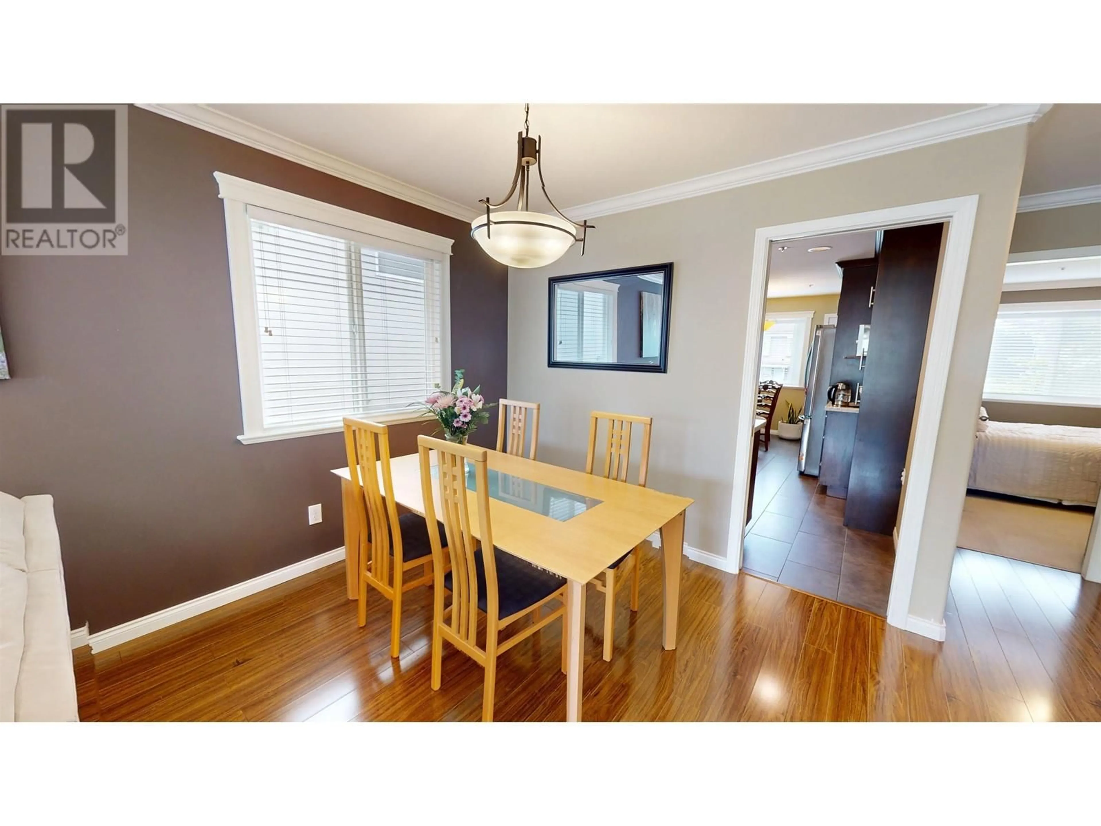 Dining room, wood/laminate floor for 5613 BRUCE STREET, Vancouver British Columbia V5P3M5