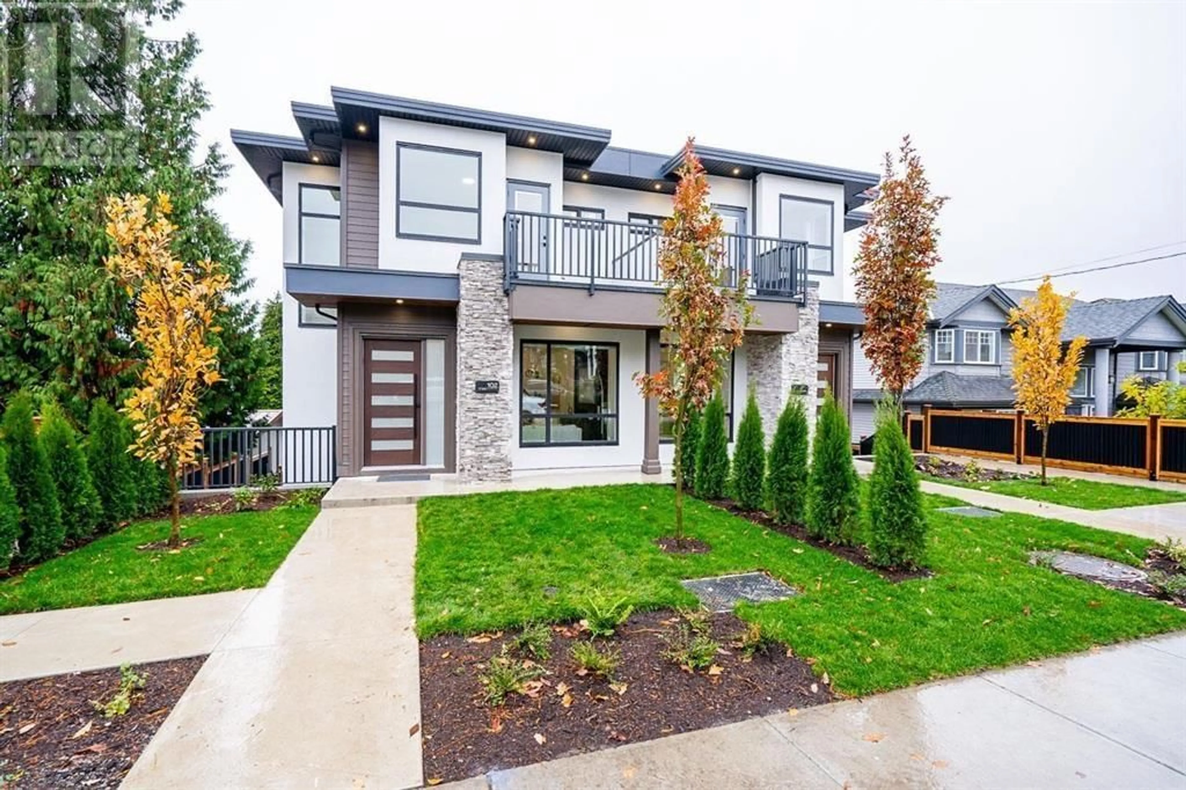 Home with brick exterior material, street for 103 - 942 STEWART AVENUE, Coquitlam British Columbia V3K2N6