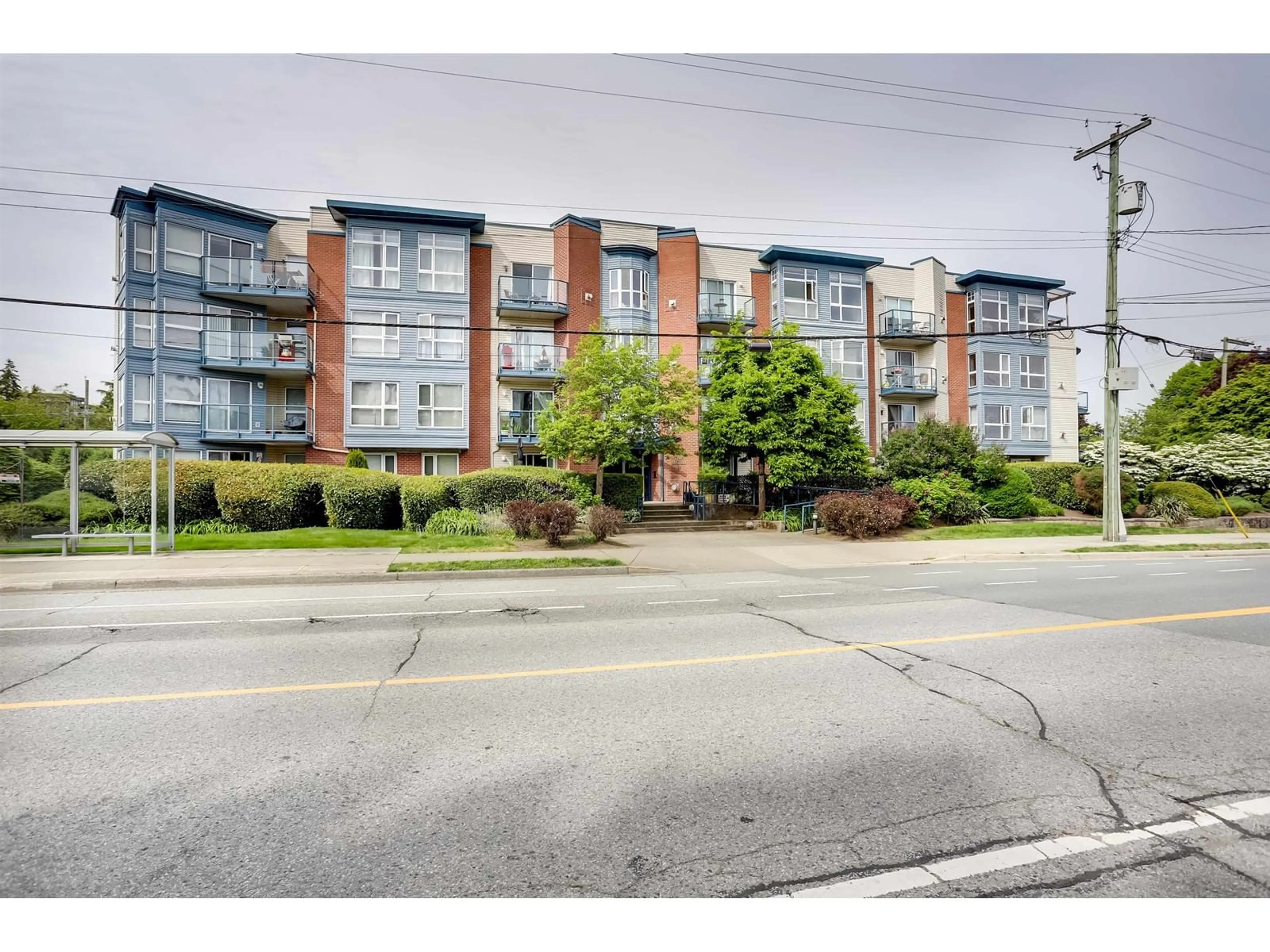 Unknown for 103 - 20277 53, Langley British Columbia V3A3V2