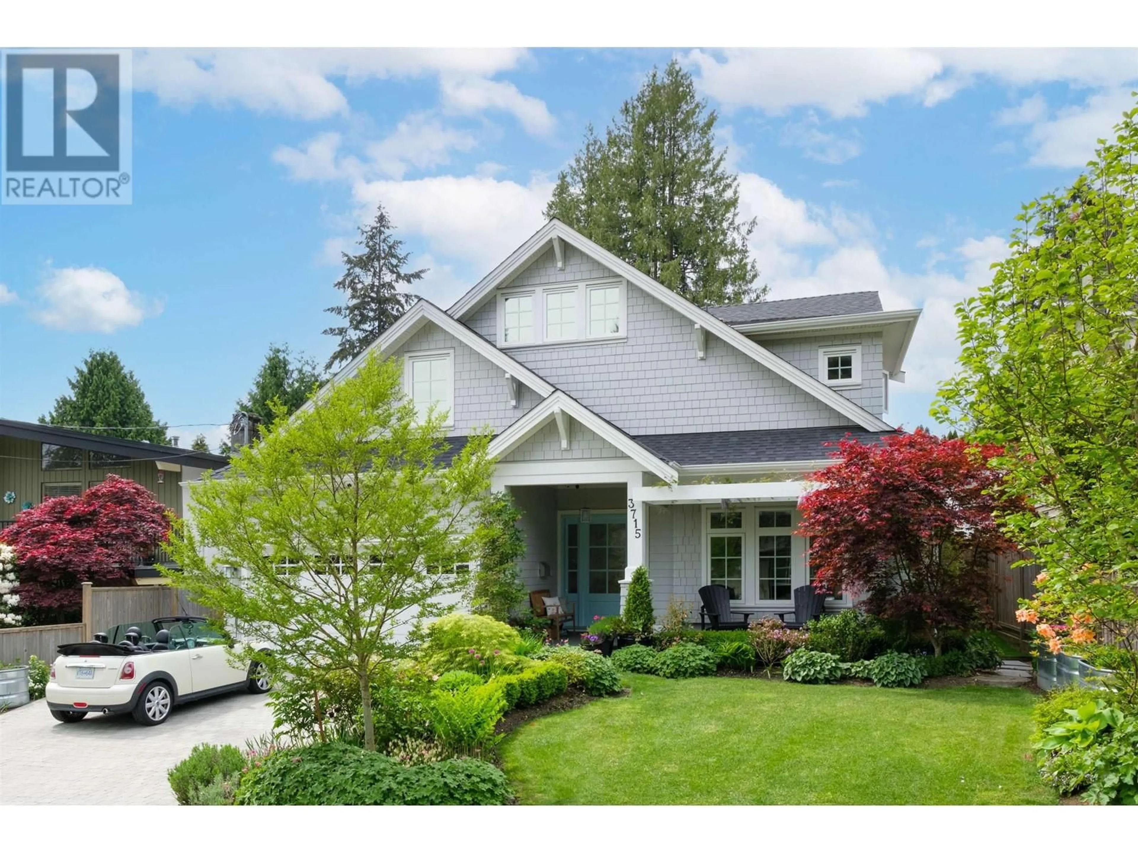Home with vinyl exterior material, street for 3715 CAMPBELL AVENUE, North Vancouver British Columbia V7K2M4