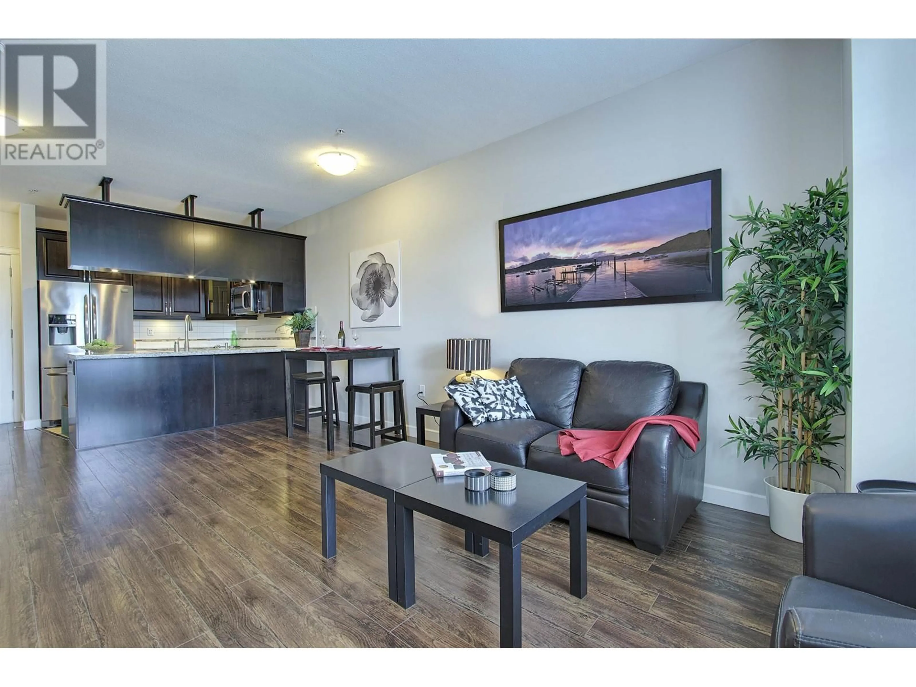 Living room with furniture, wood/laminate floor for 309 - 12655 190A STREET, Pitt Meadows British Columbia V3Y0E9