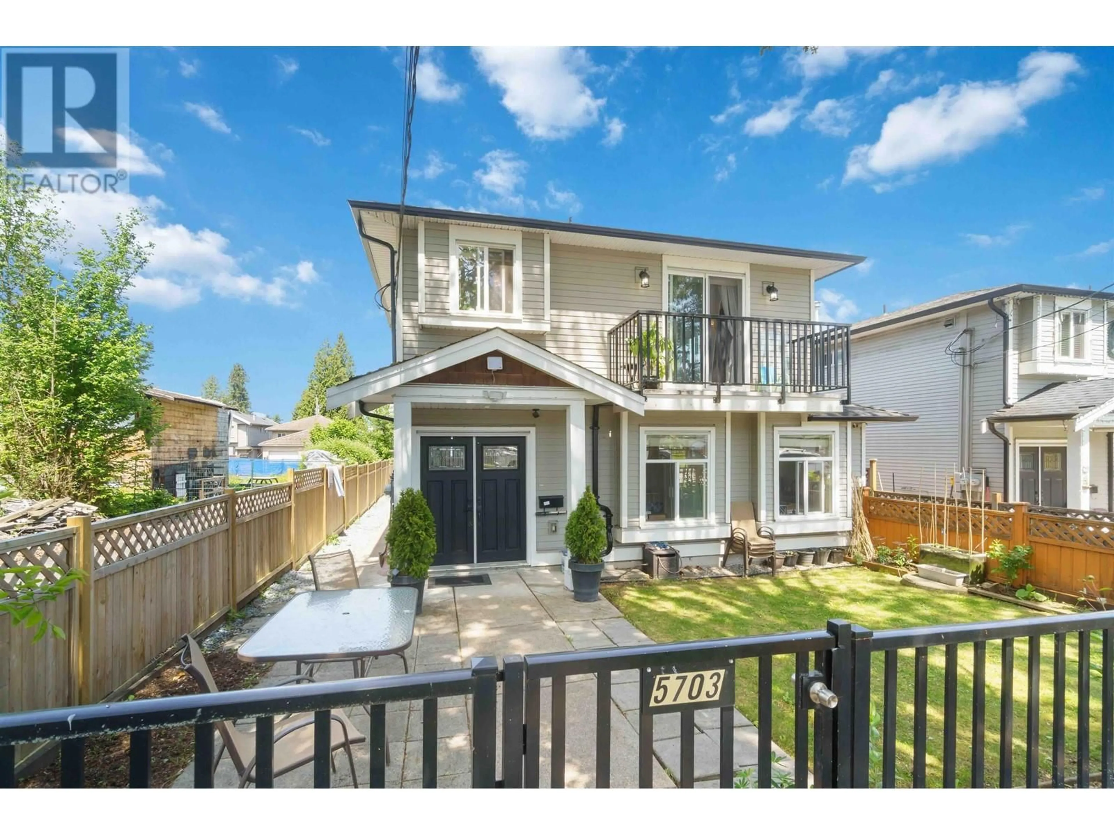 A pic from outside/outdoor area/front of a property/back of a property/a pic from drone, street for 5703 WOODSWORTH STREET, Burnaby British Columbia V5G1S6