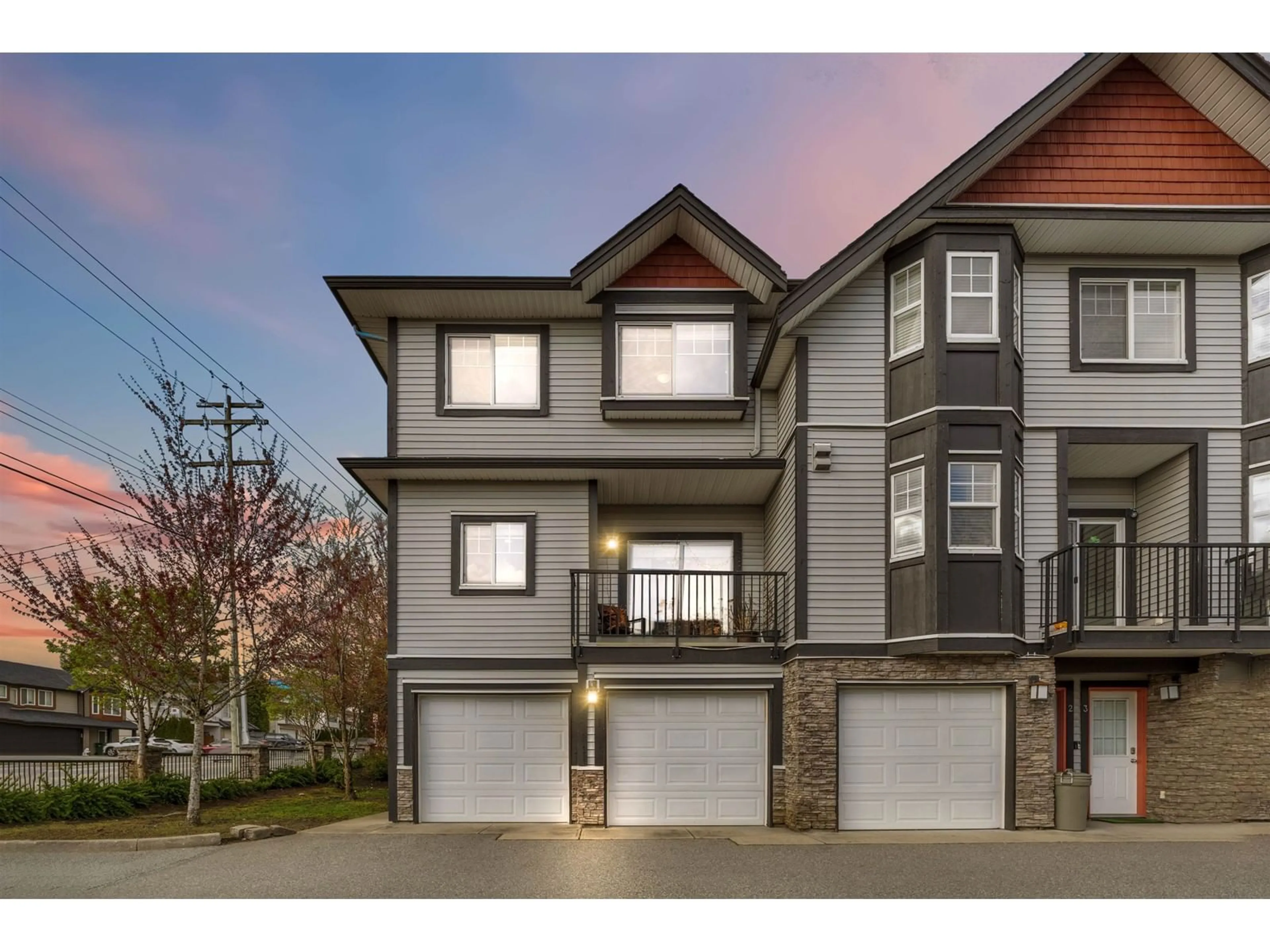 Unknown for 1 - 31235 UPPER MACLURE, Abbotsford British Columbia V2T0B2