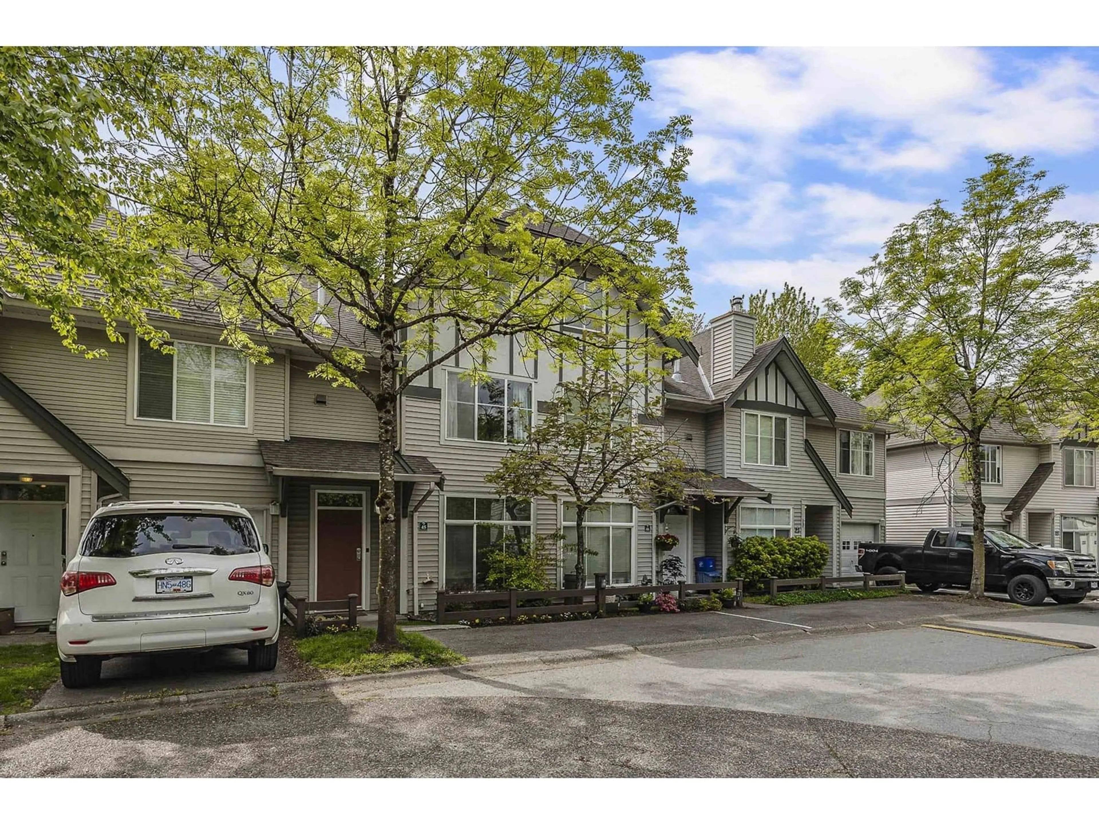Unknown for 45 - 6465 184A, Surrey British Columbia V3S8X9