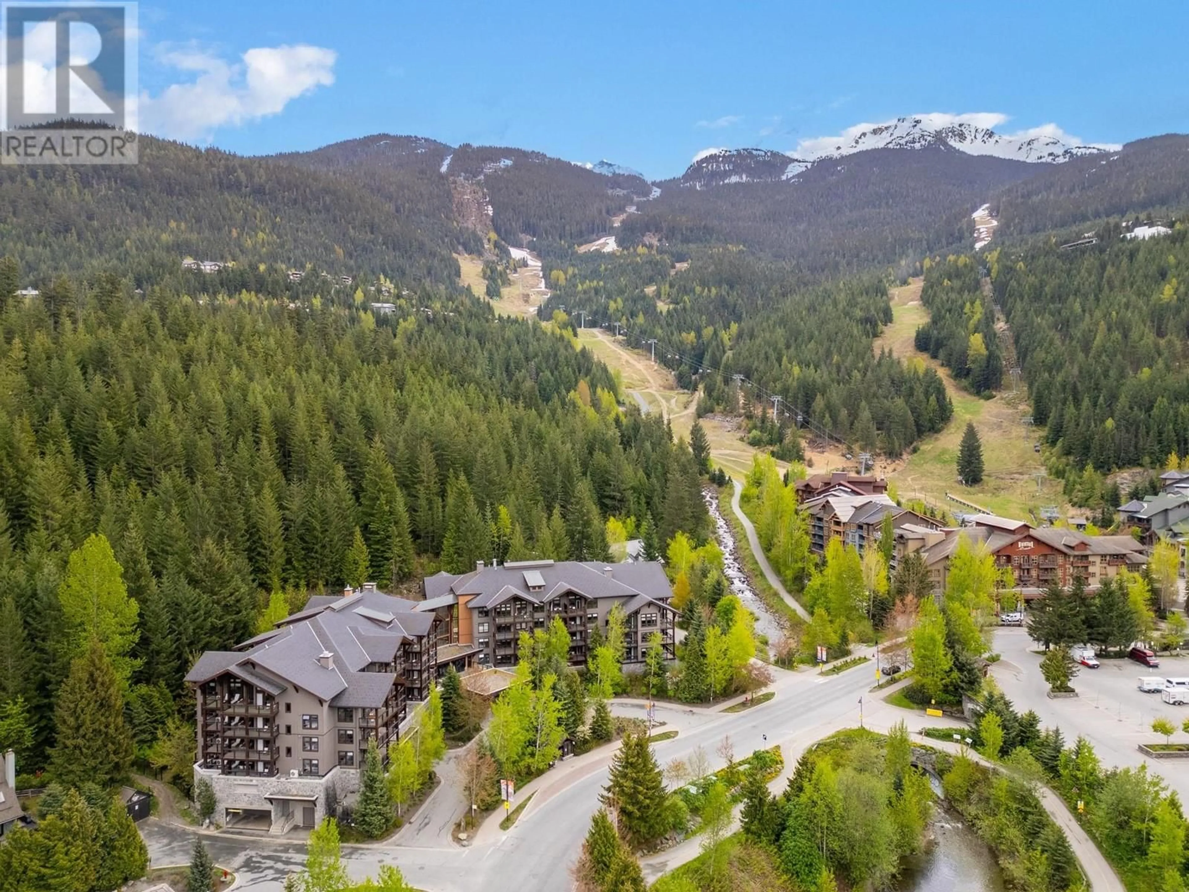 A pic from outside/outdoor area/front of a property/back of a property/a pic from drone, mountain view for 413D - 2020 LONDON LANE, Whistler British Columbia V0N1B2