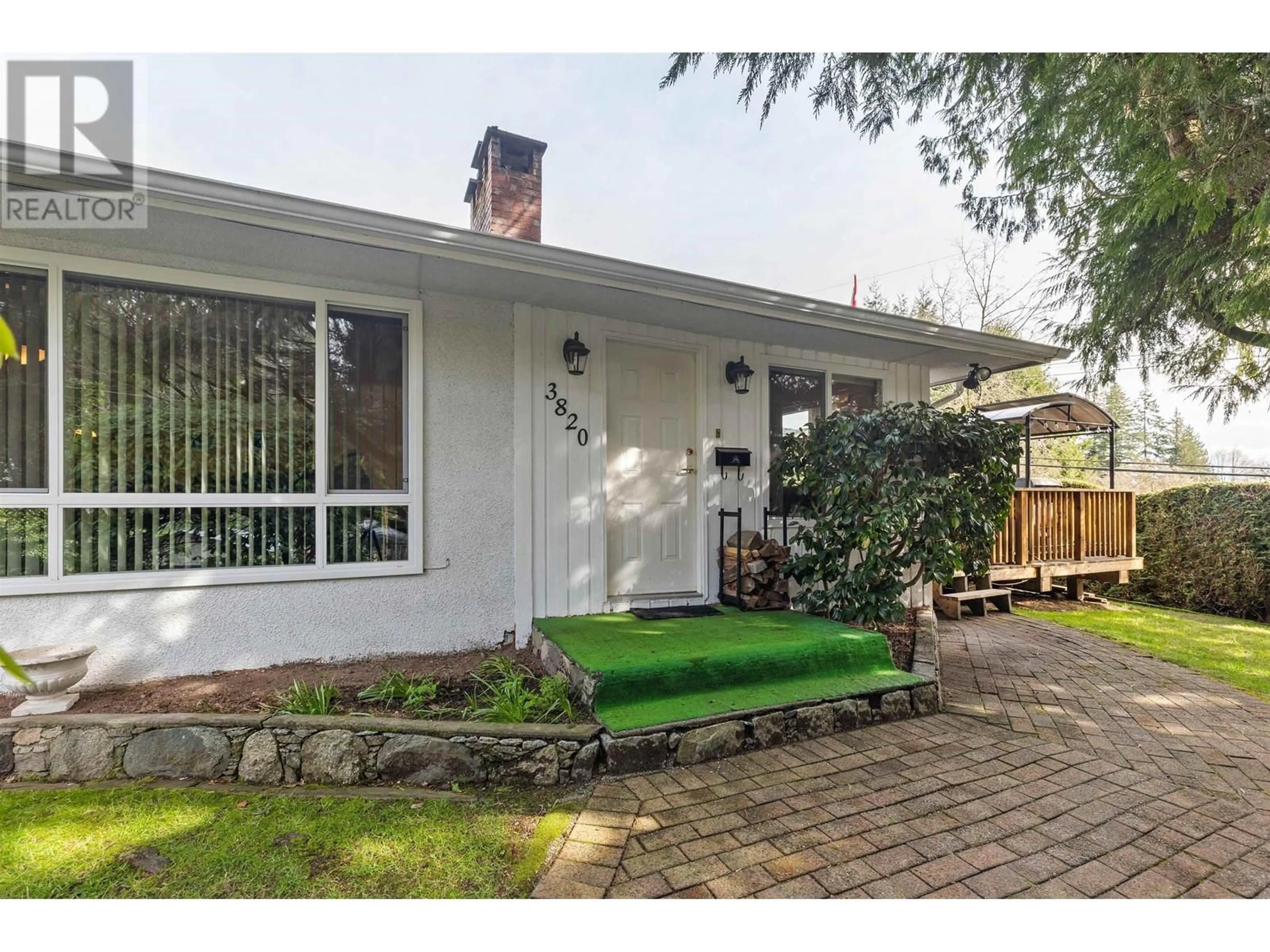 Unknown for 3820 CALDER AVENUE, North Vancouver British Columbia V7N3S3