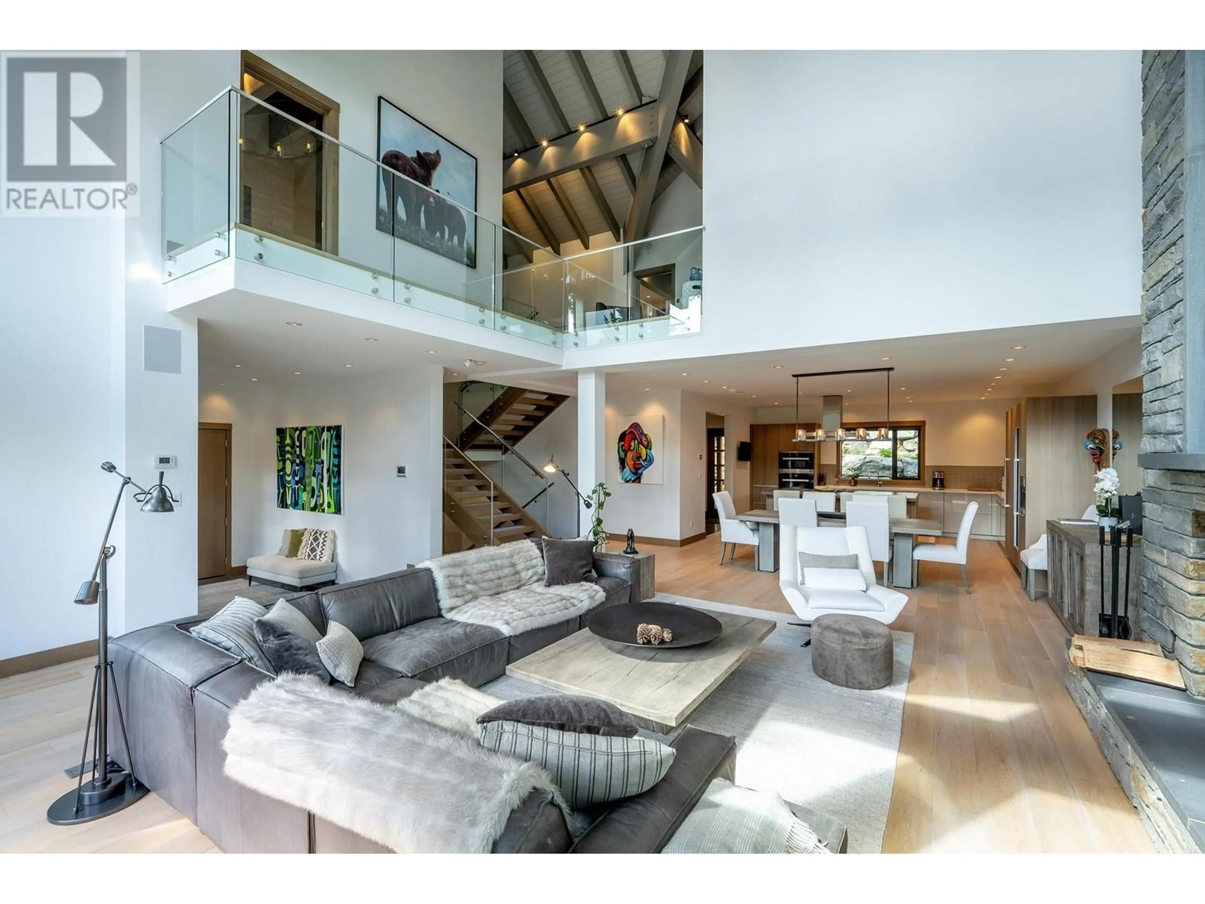 Unknown for 7441 TREETOP LANE, Whistler British Columbia V8E0E9