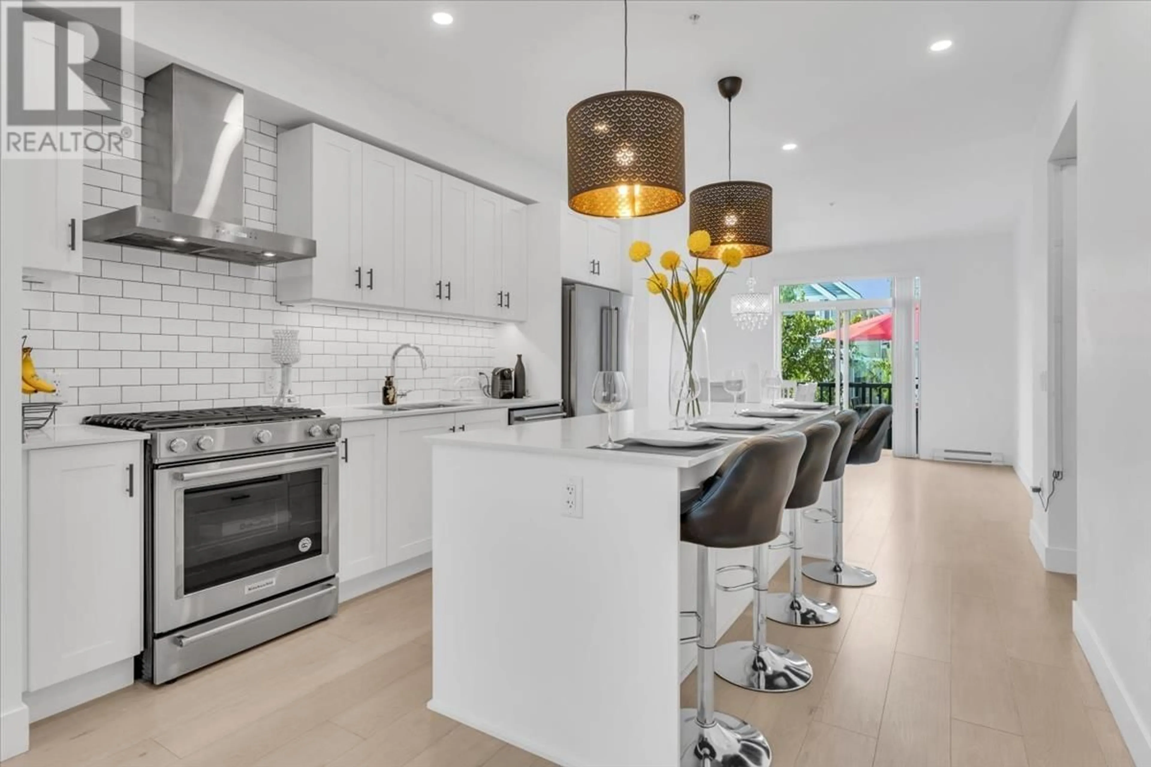 Contemporary kitchen, ceramic/tile floor for 11 - 24021 110 AVENUE, Maple Ridge British Columbia V2W0J9