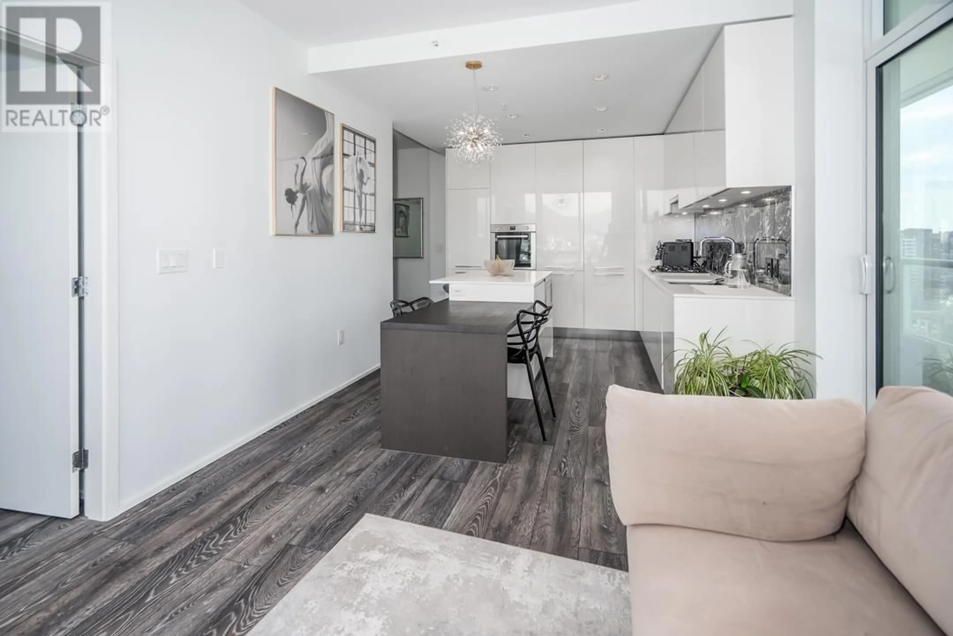 Open concept kitchen, unknown for 1109 - 1955 ALPHA WAY, Burnaby British Columbia V5C0K6