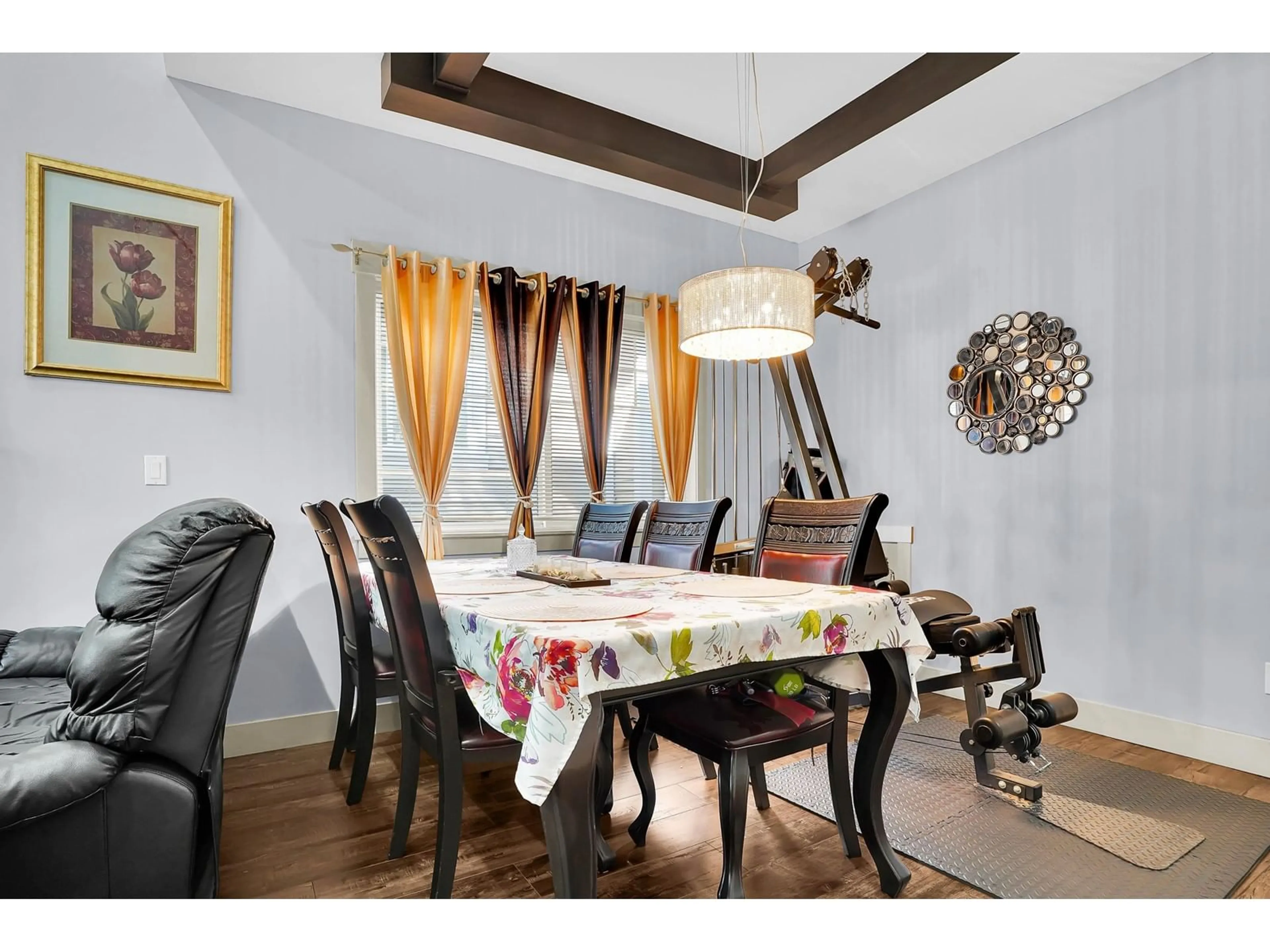 Dining room, wood/laminate floor for 7 - 30748 CARDINAL, Abbotsford British Columbia V2T0C1