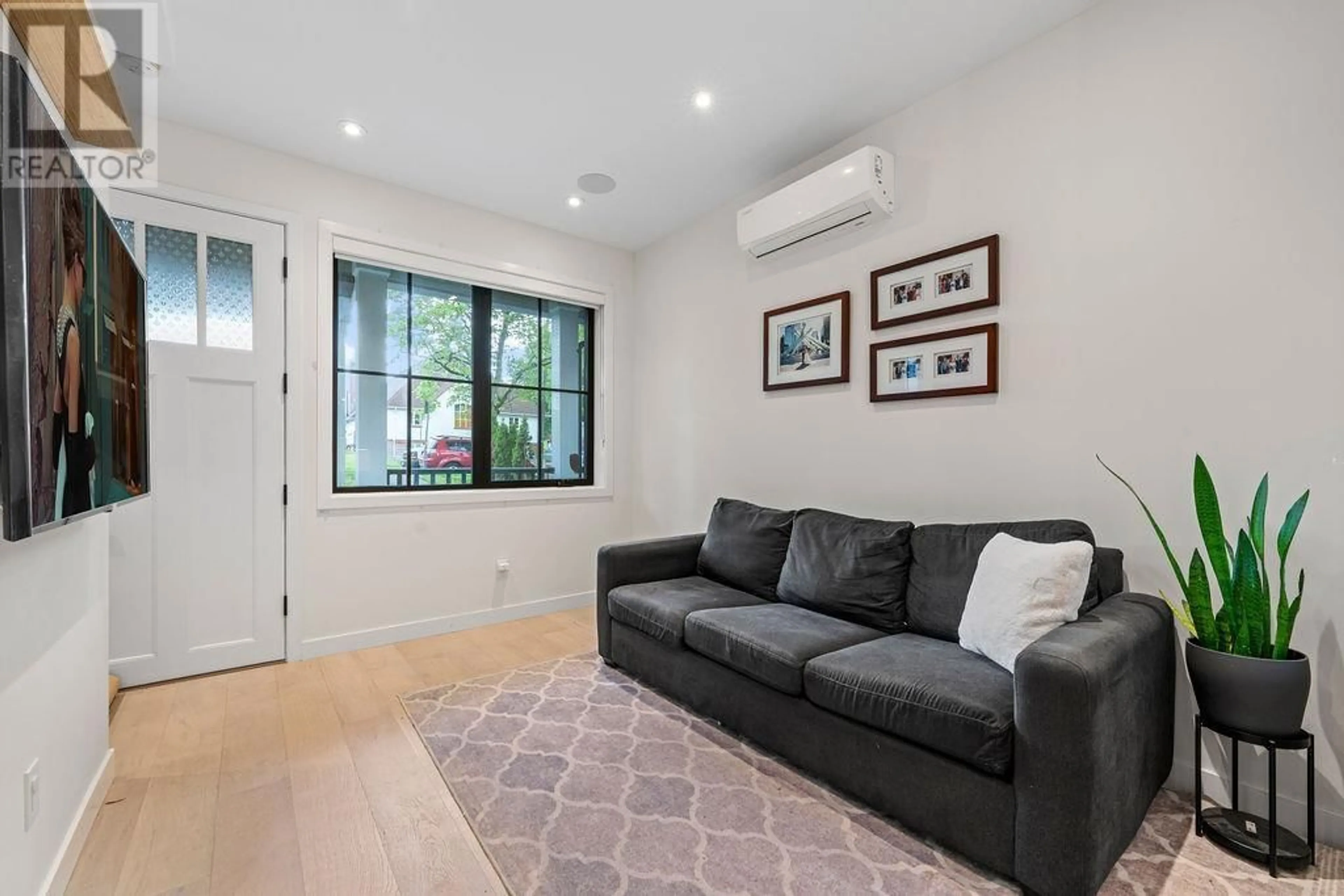 Living room with furniture, unknown for 2476 PENDER STREET, Vancouver British Columbia V5K2B3