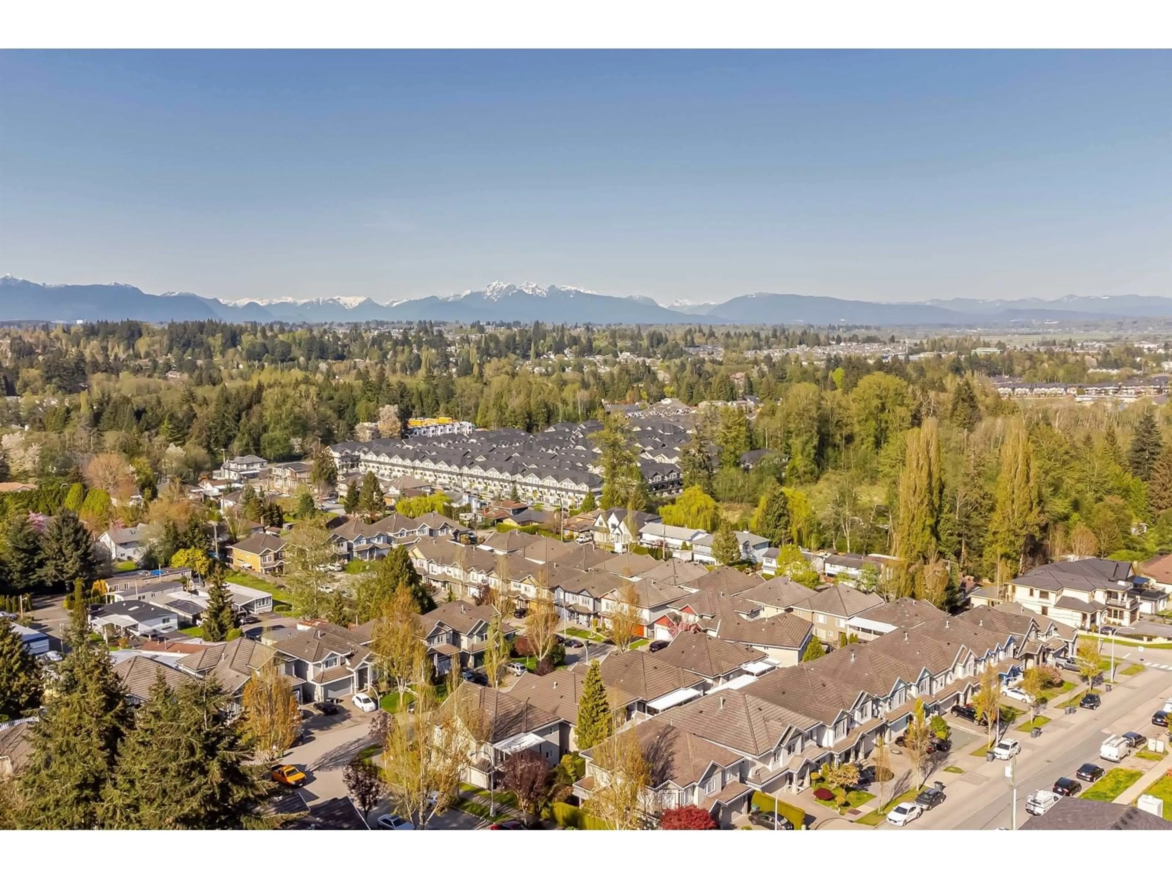 A pic from outside/outdoor area/front of a property/back of a property/a pic from drone, mountain view for 5 - 13670 62, Surrey British Columbia V3X0H6